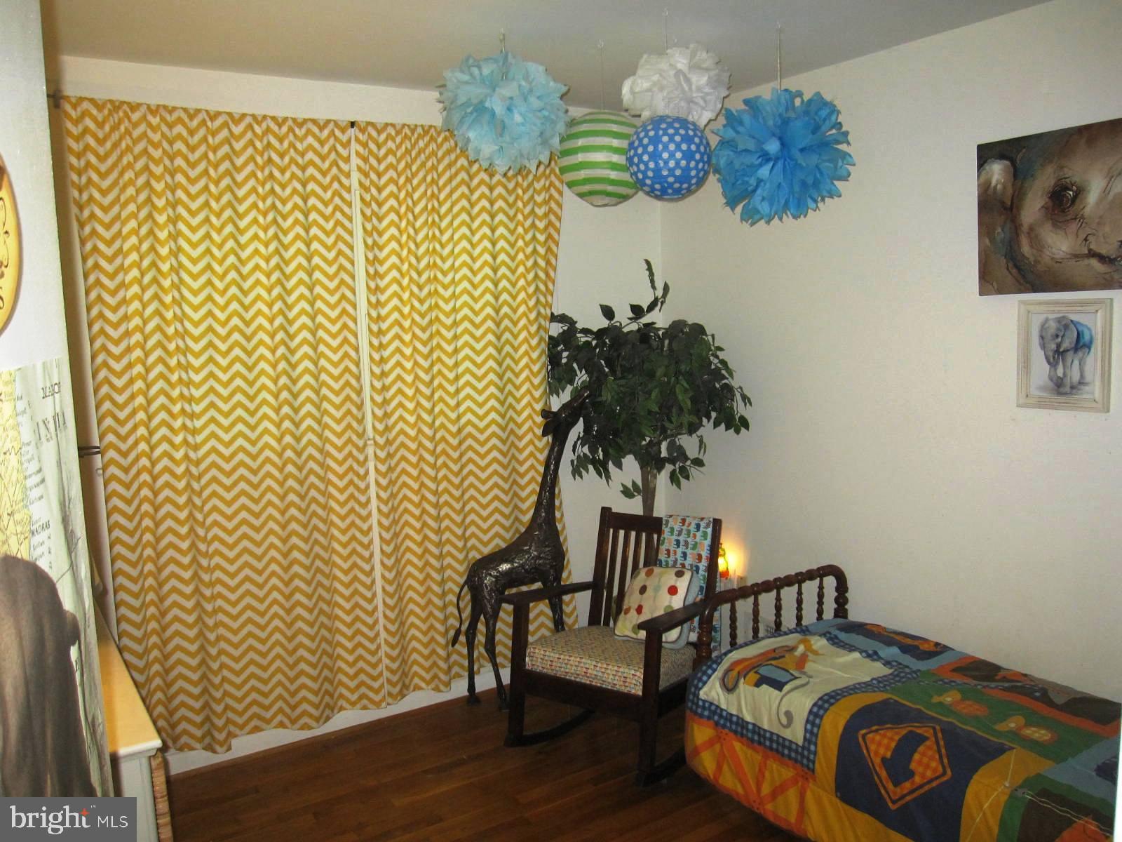 SLEEPY HOLLOW WOODS - Residential Lease