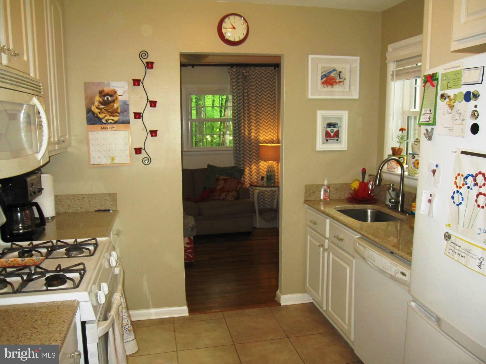 SLEEPY HOLLOW WOODS - Residential Lease