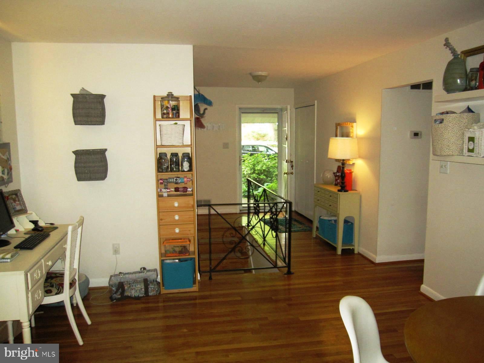 SLEEPY HOLLOW WOODS - Residential Lease