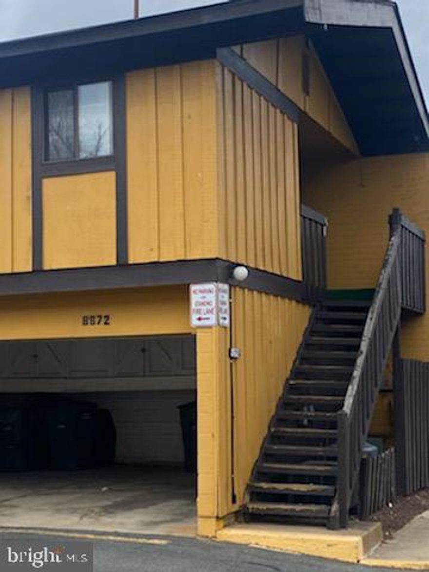 UPDATED upper level condo unit with 2 car parking and 1 garage space. New floors New Paint new Appliances.  Spacious kitchen and dining area separate laundry room. Water included in rent. Within 1 mile VRE train to DC and just minutes to I-66, groceries, shops and restaurants. No smoking on premises. Pets considered on case by case basis. No more than 2 pets and must be less than 30 lbs.