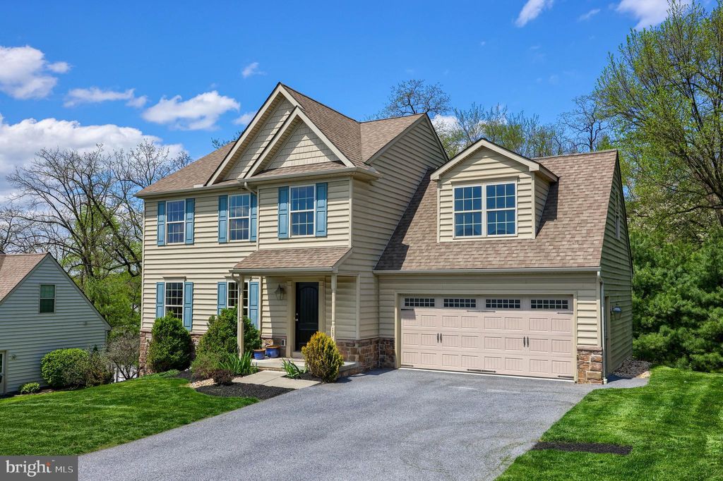 Photo of 13 GARLAND LN, EPHRATA, PA 17522 (MLS # PALA2033656)