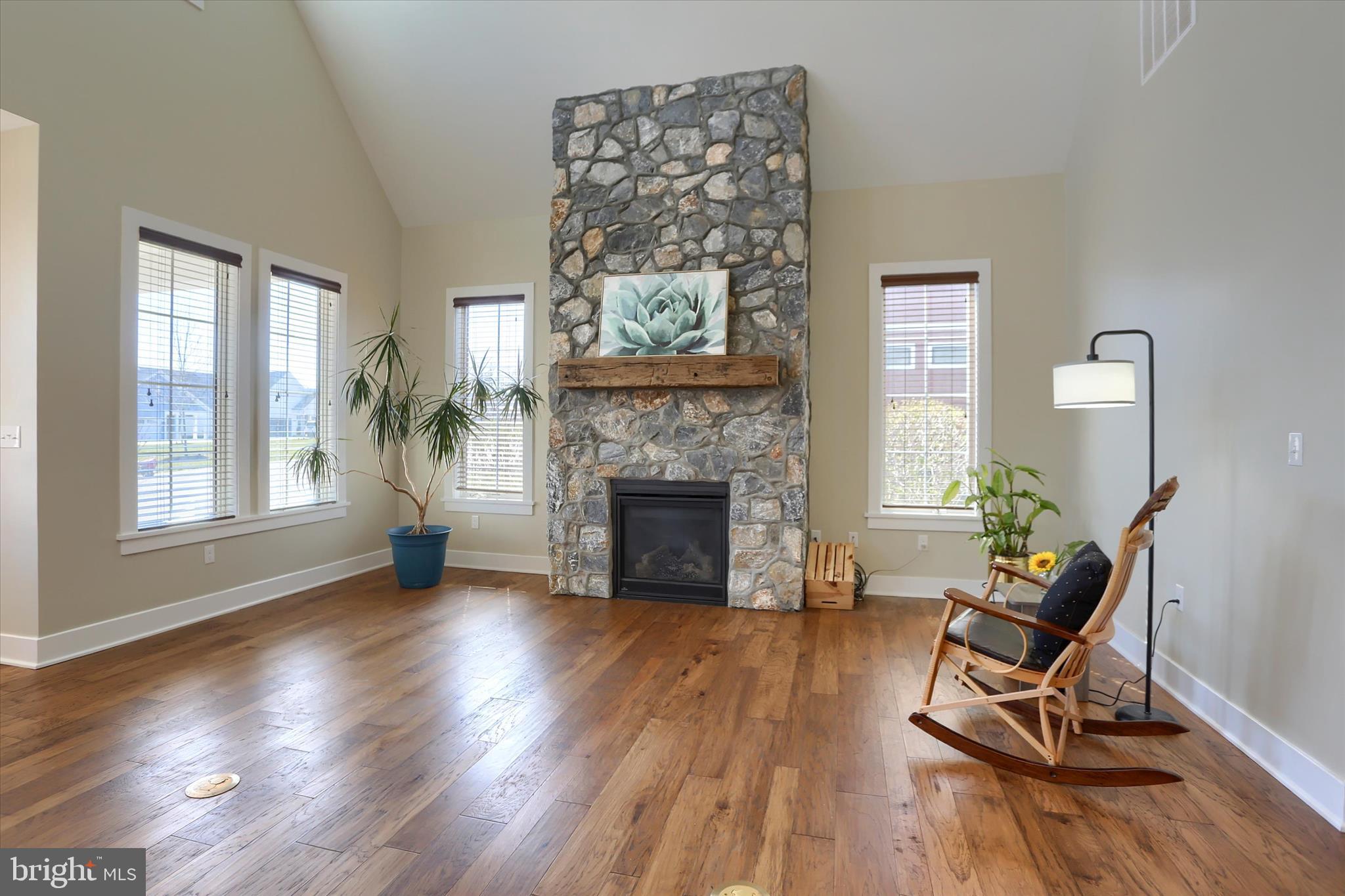 THE PORCHES OF ALLENBERRY - Residential