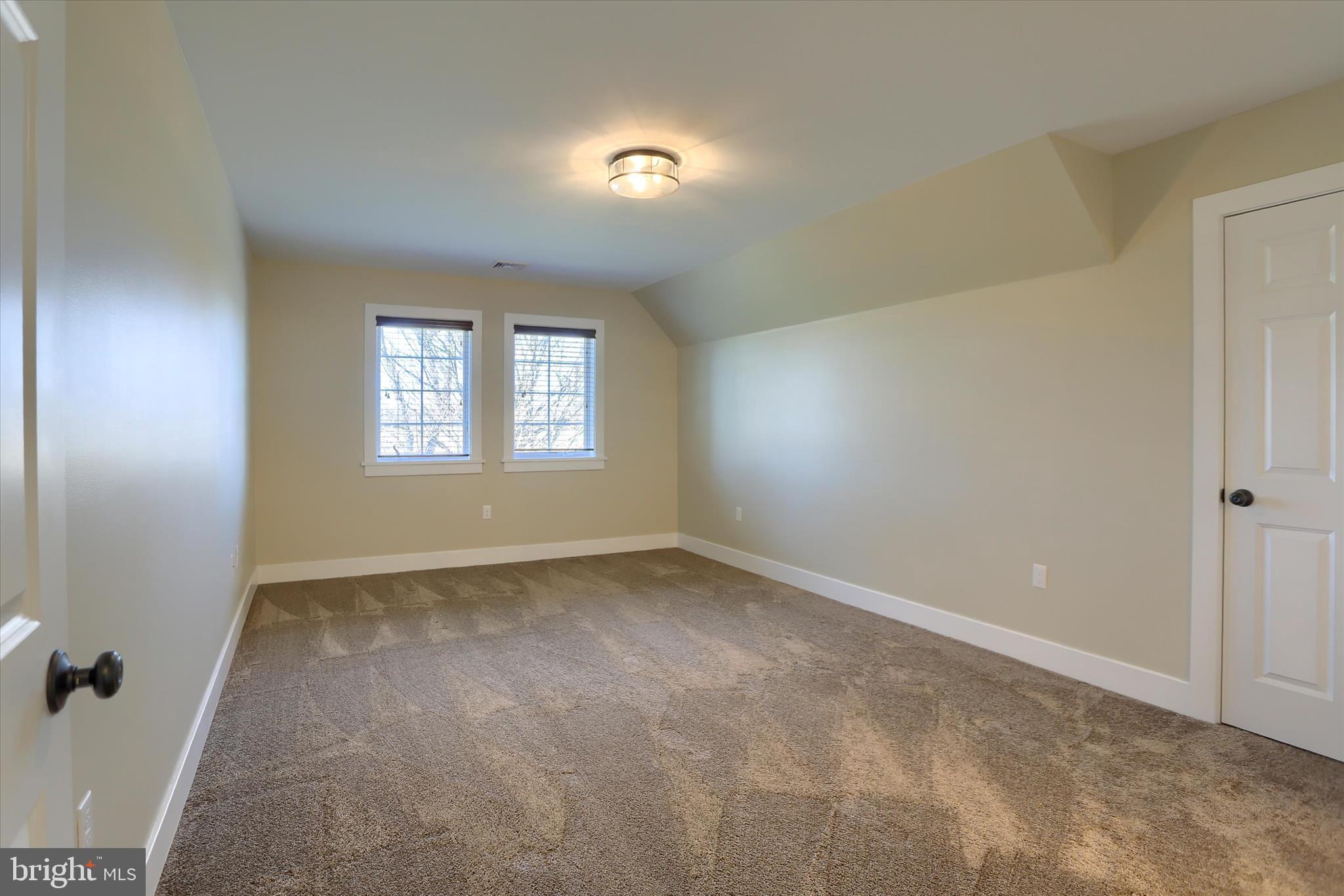 THE PORCHES OF ALLENBERRY - Residential