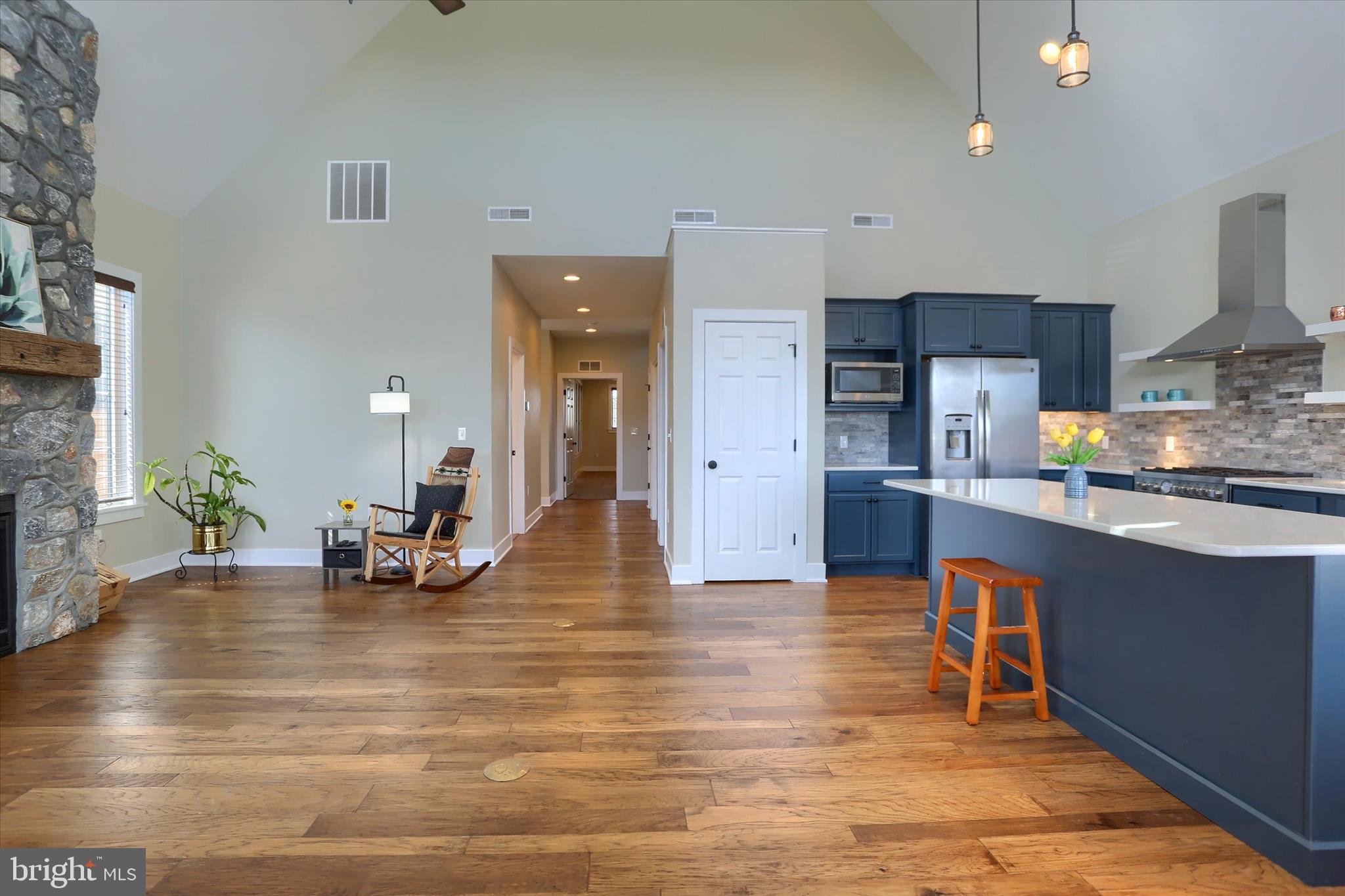 THE PORCHES OF ALLENBERRY - Residential