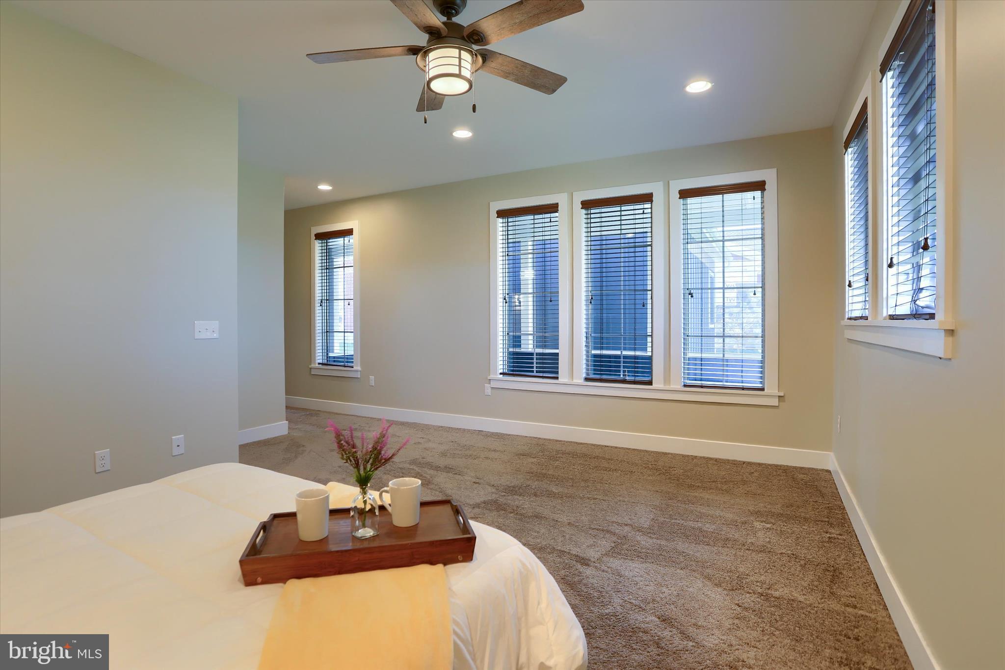 THE PORCHES OF ALLENBERRY - Residential