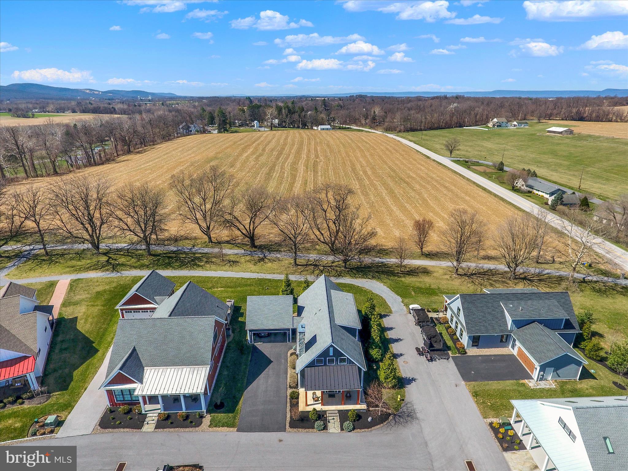 THE PORCHES OF ALLENBERRY - Residential