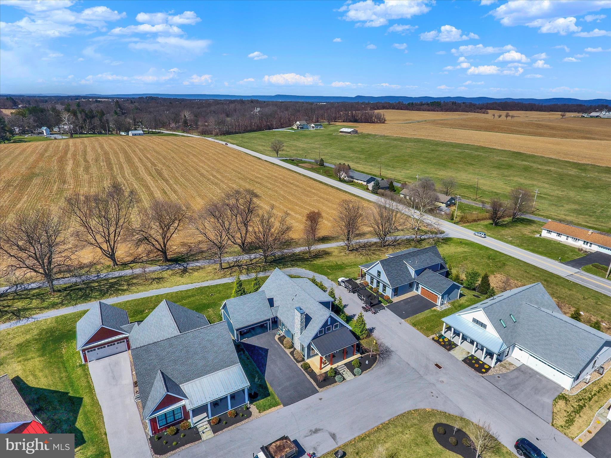 THE PORCHES OF ALLENBERRY - Residential