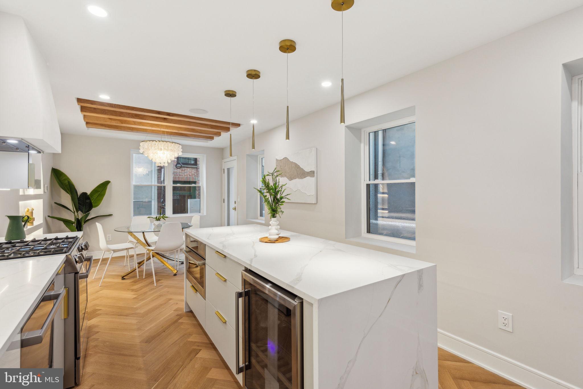 BELLA VISTA - Residential