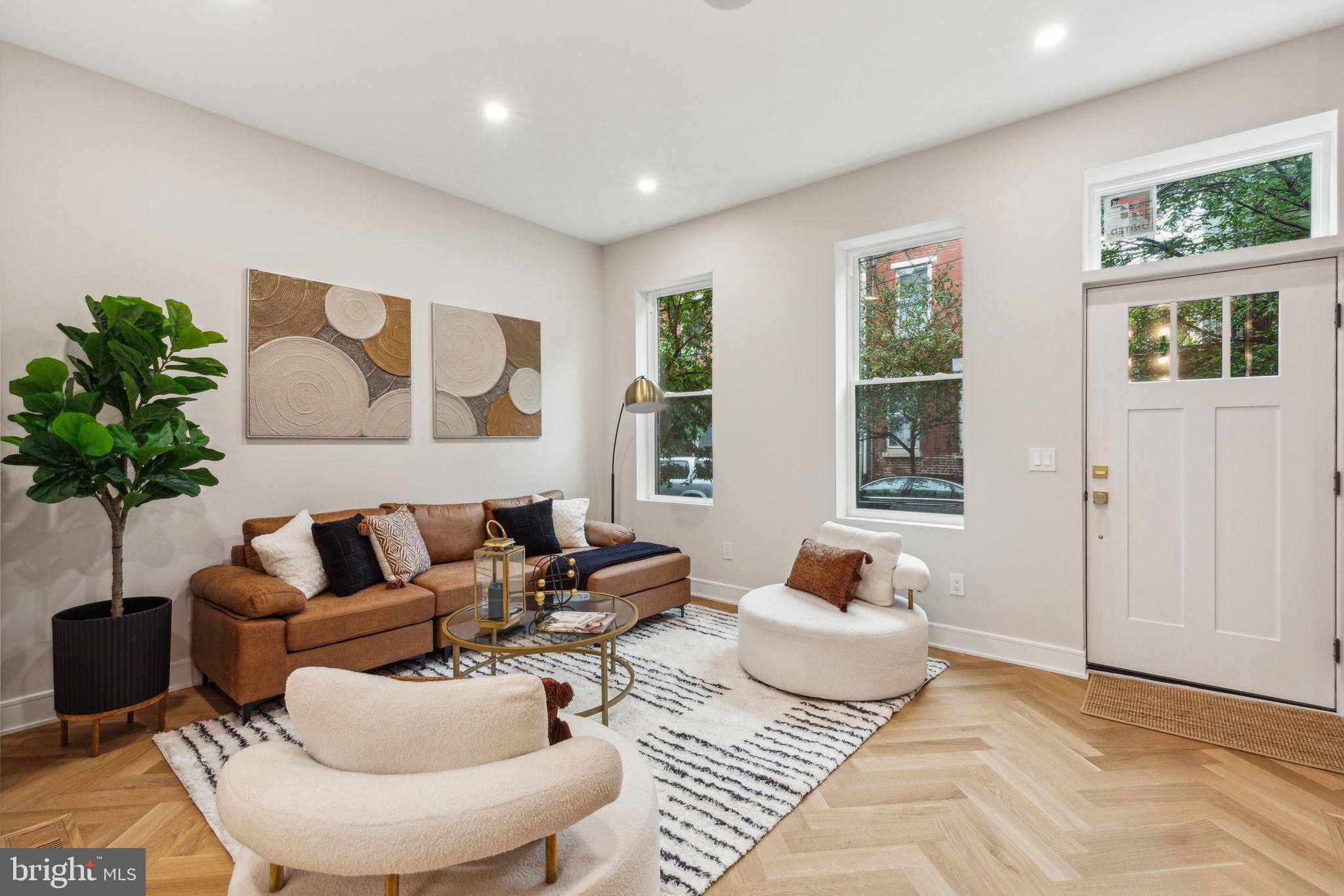 BELLA VISTA - Residential