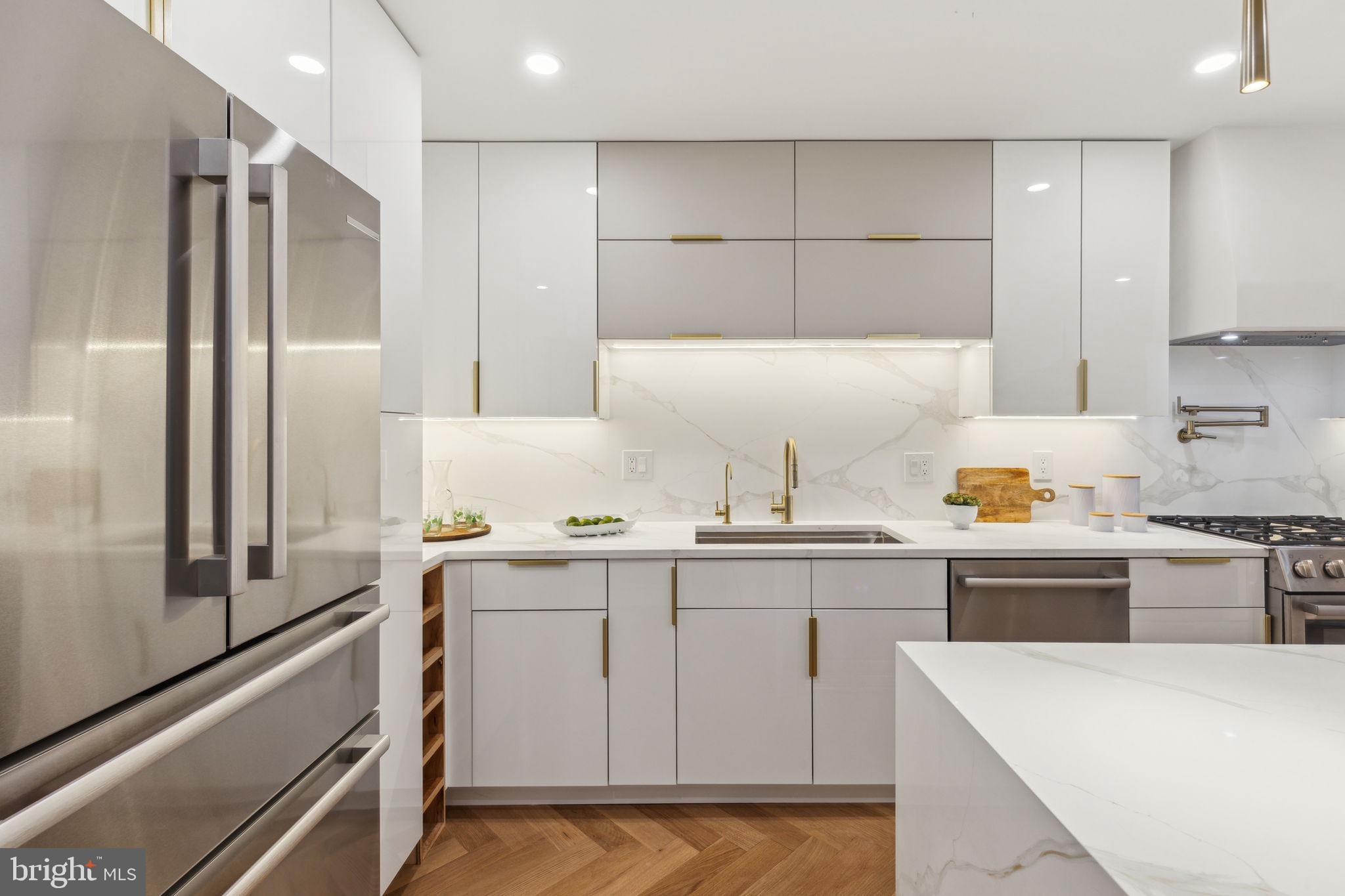 BELLA VISTA - Residential