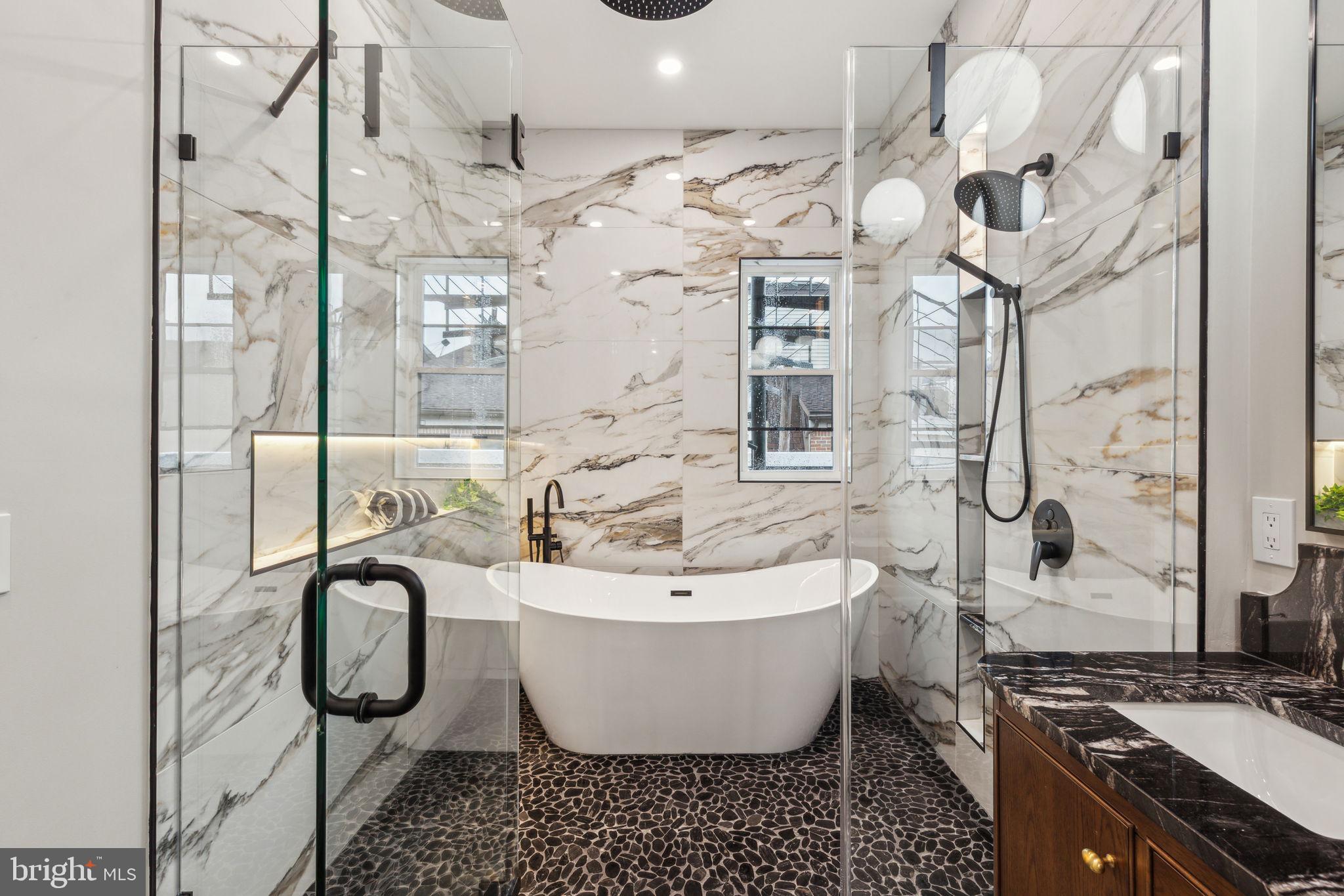 BELLA VISTA - Residential