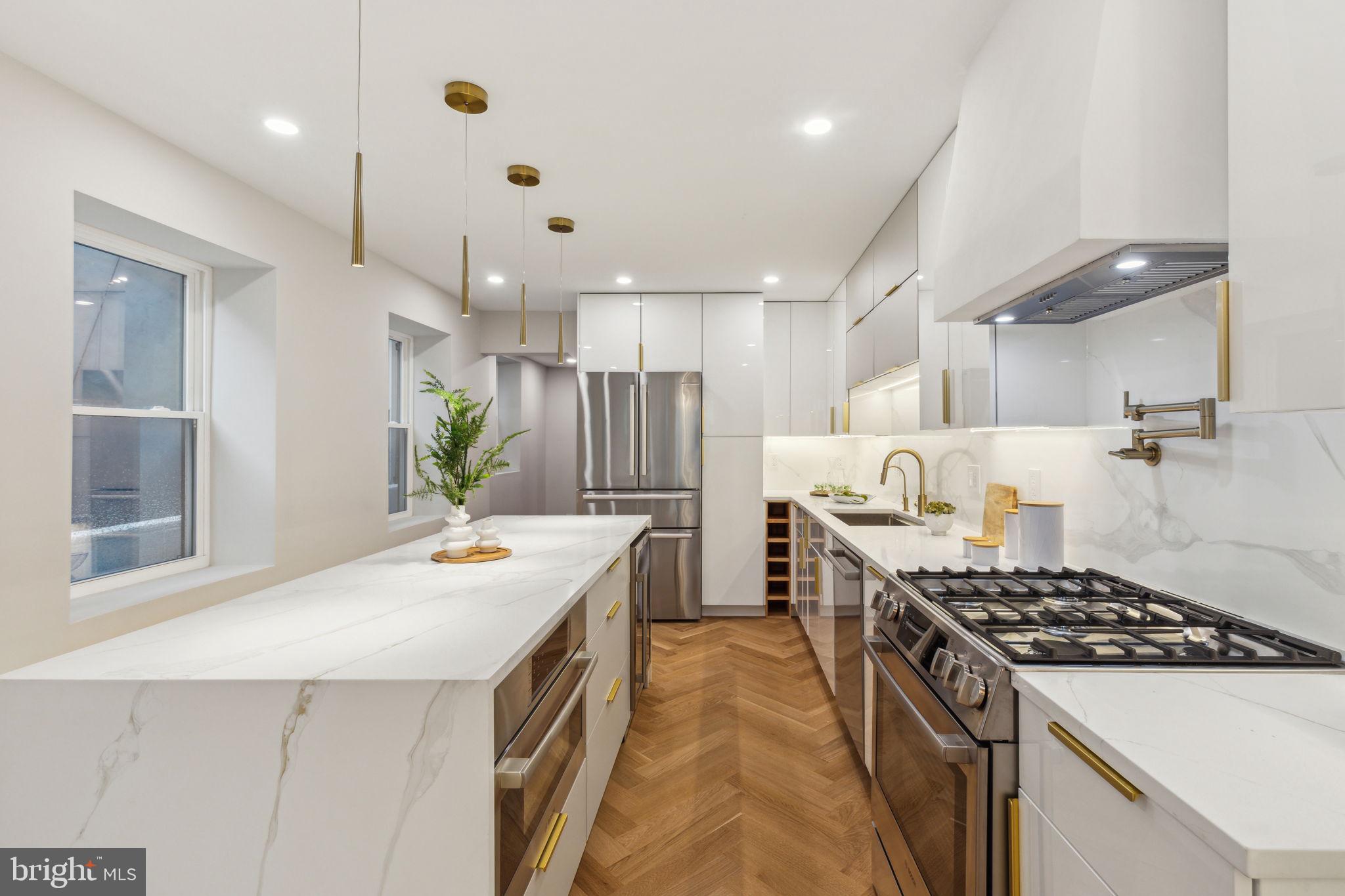 BELLA VISTA - Residential