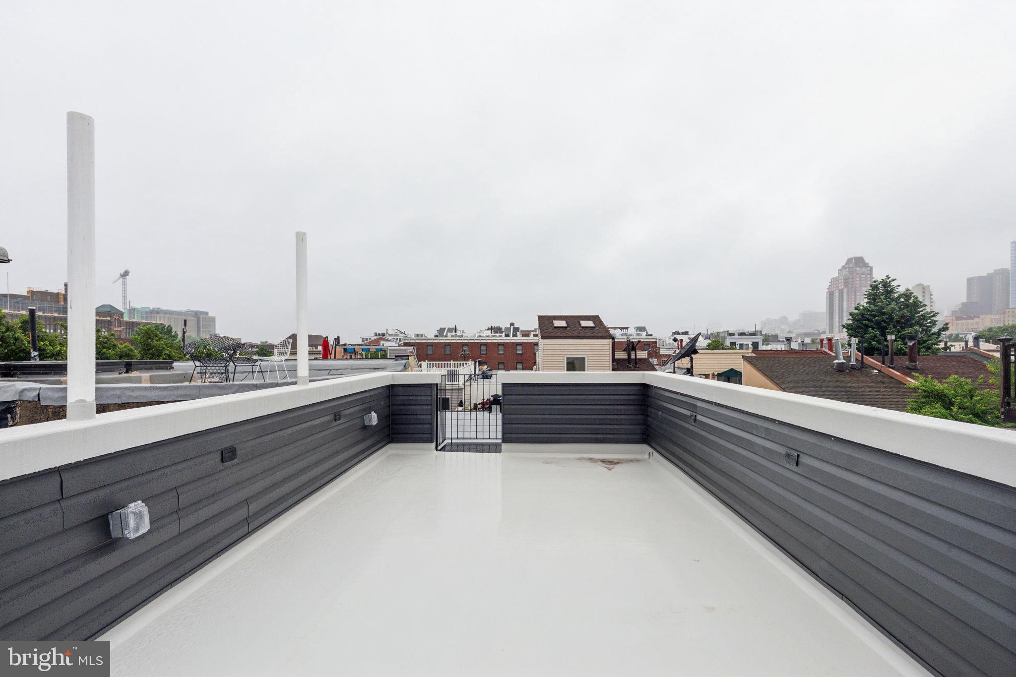 BELLA VISTA - Residential