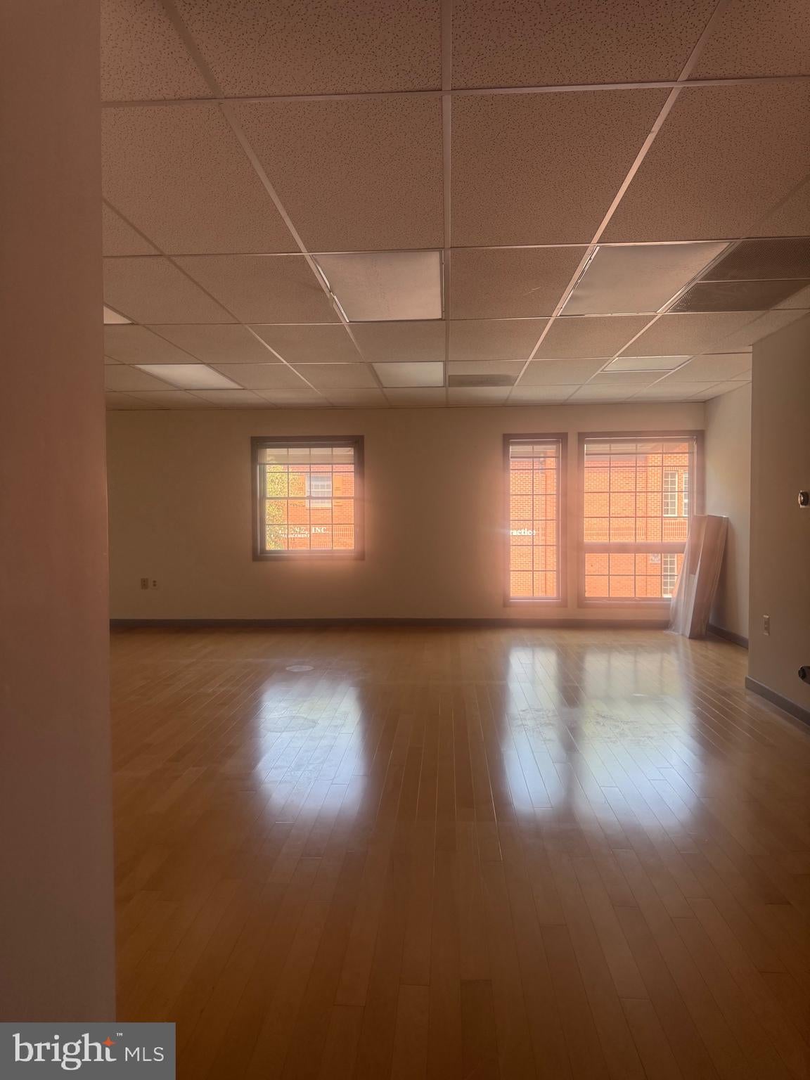 10521 CRESTWOOD 201