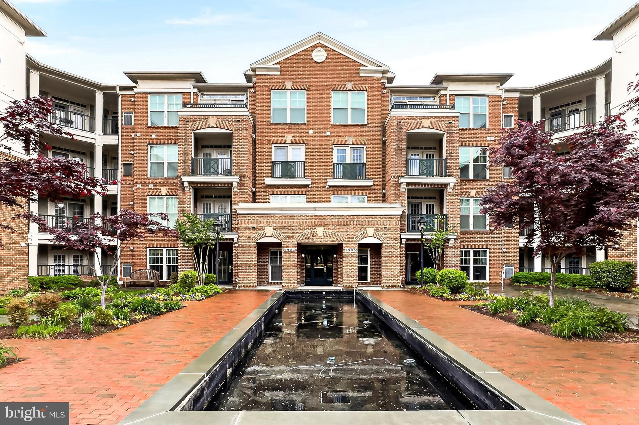 2903 SAINTSBURY PLAZA 203