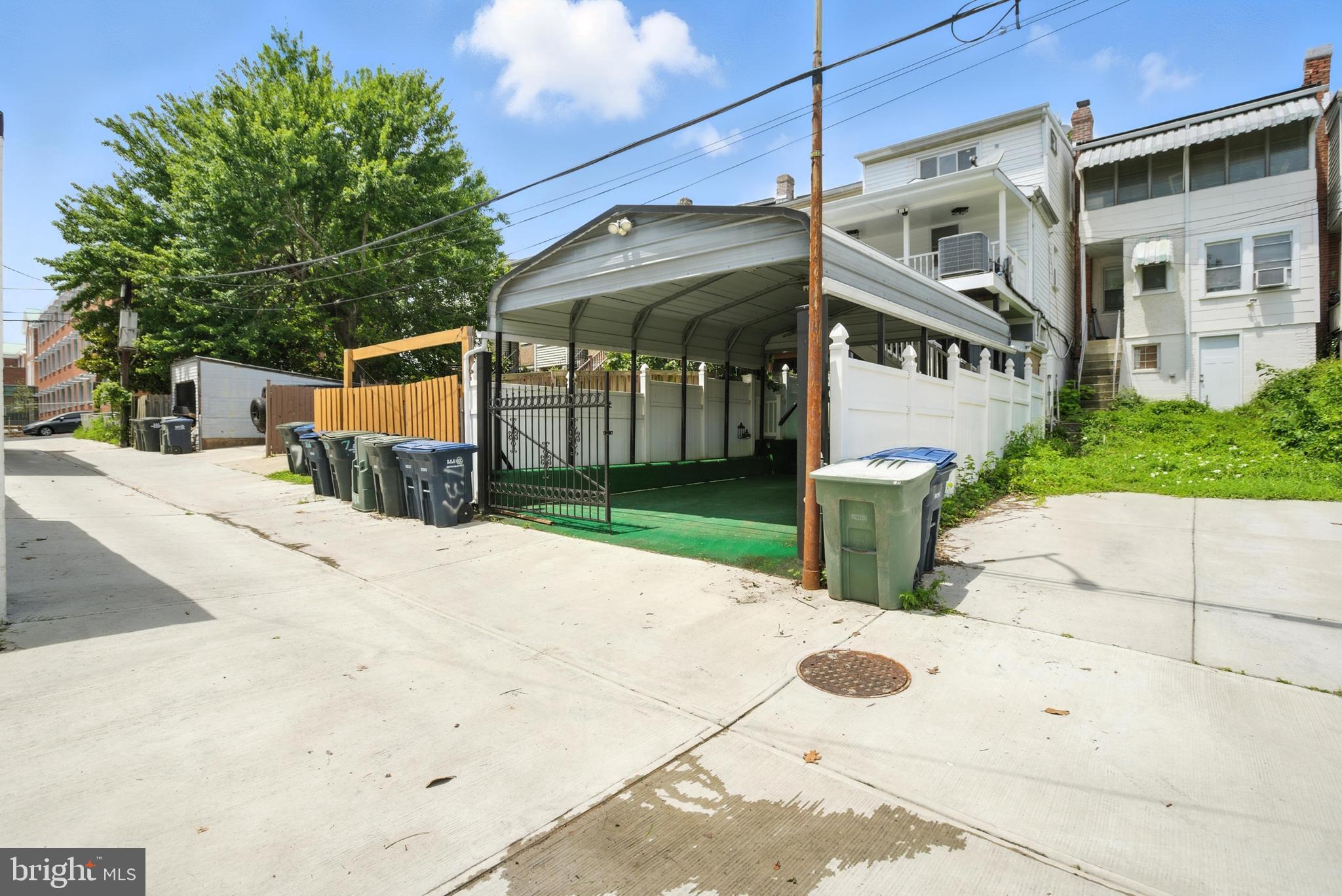 734 INGRAHAM STREET NW