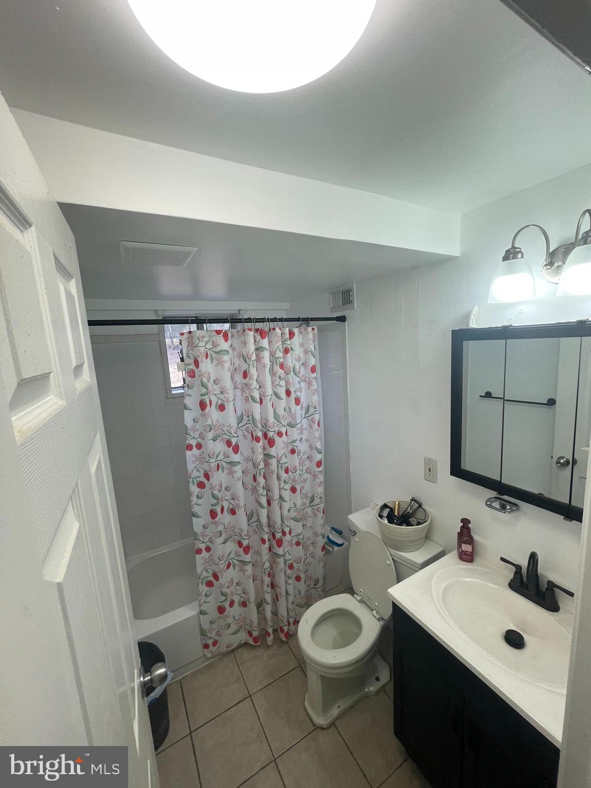 COLLEGE PARK ESTATES - Residential