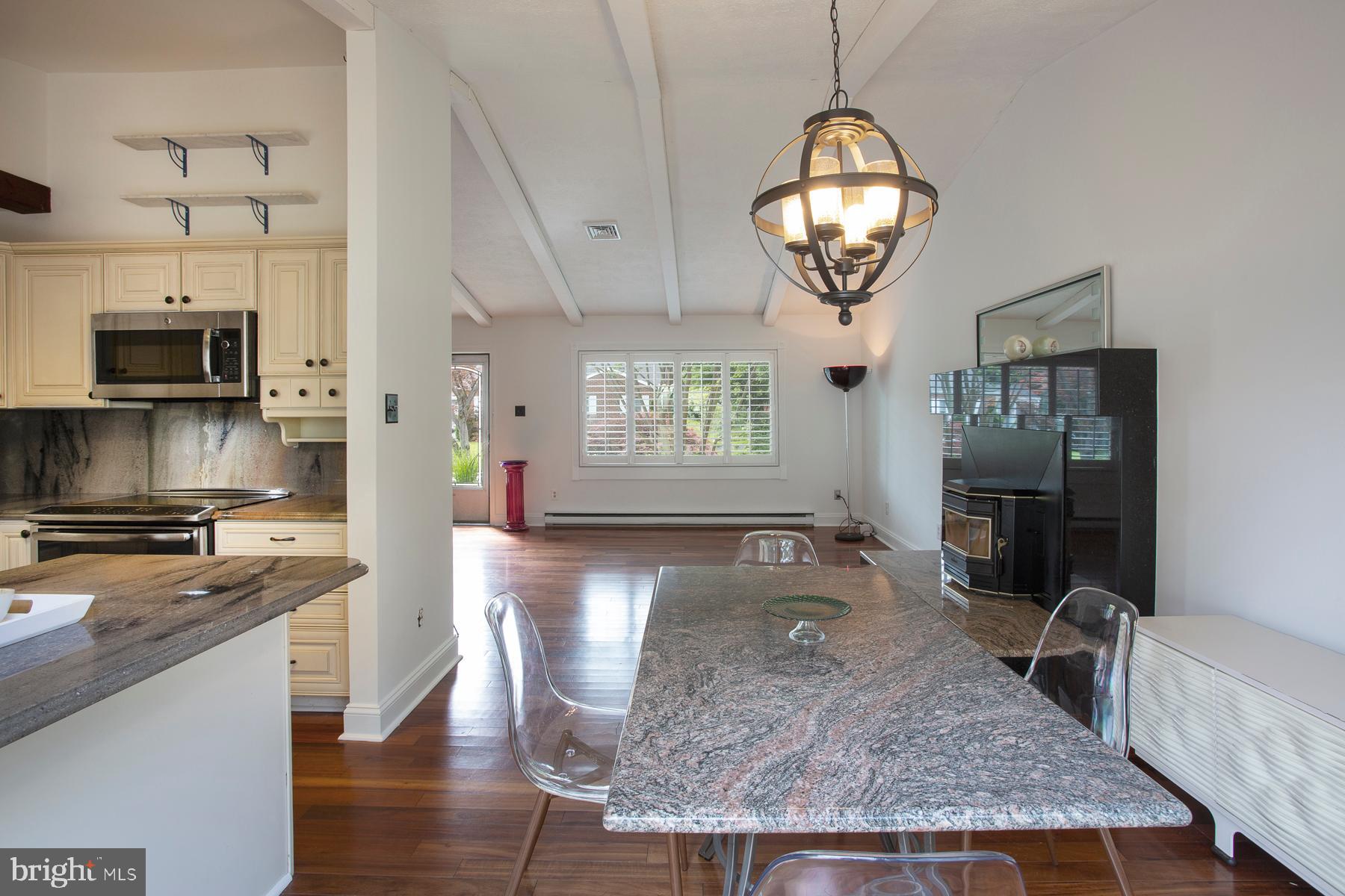 COLONY HILLS - Residential