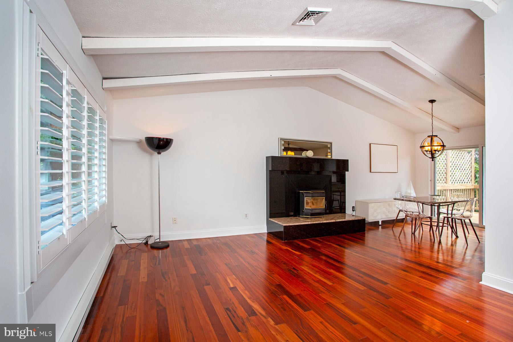 COLONY HILLS - Residential