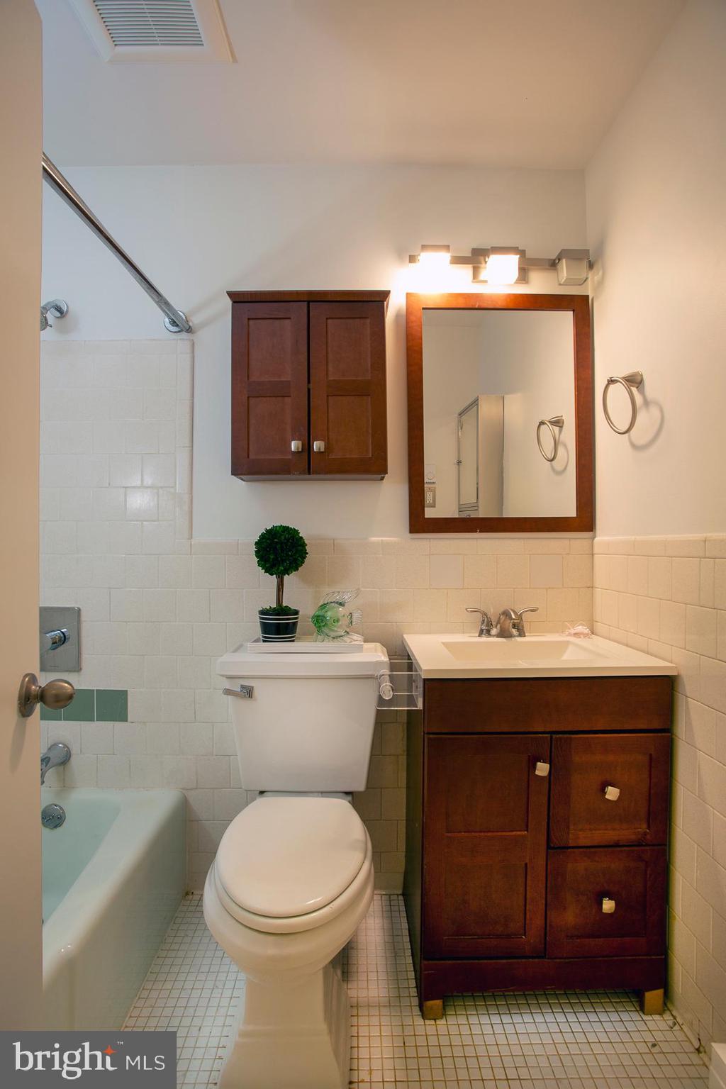 COLONY HILLS - Residential