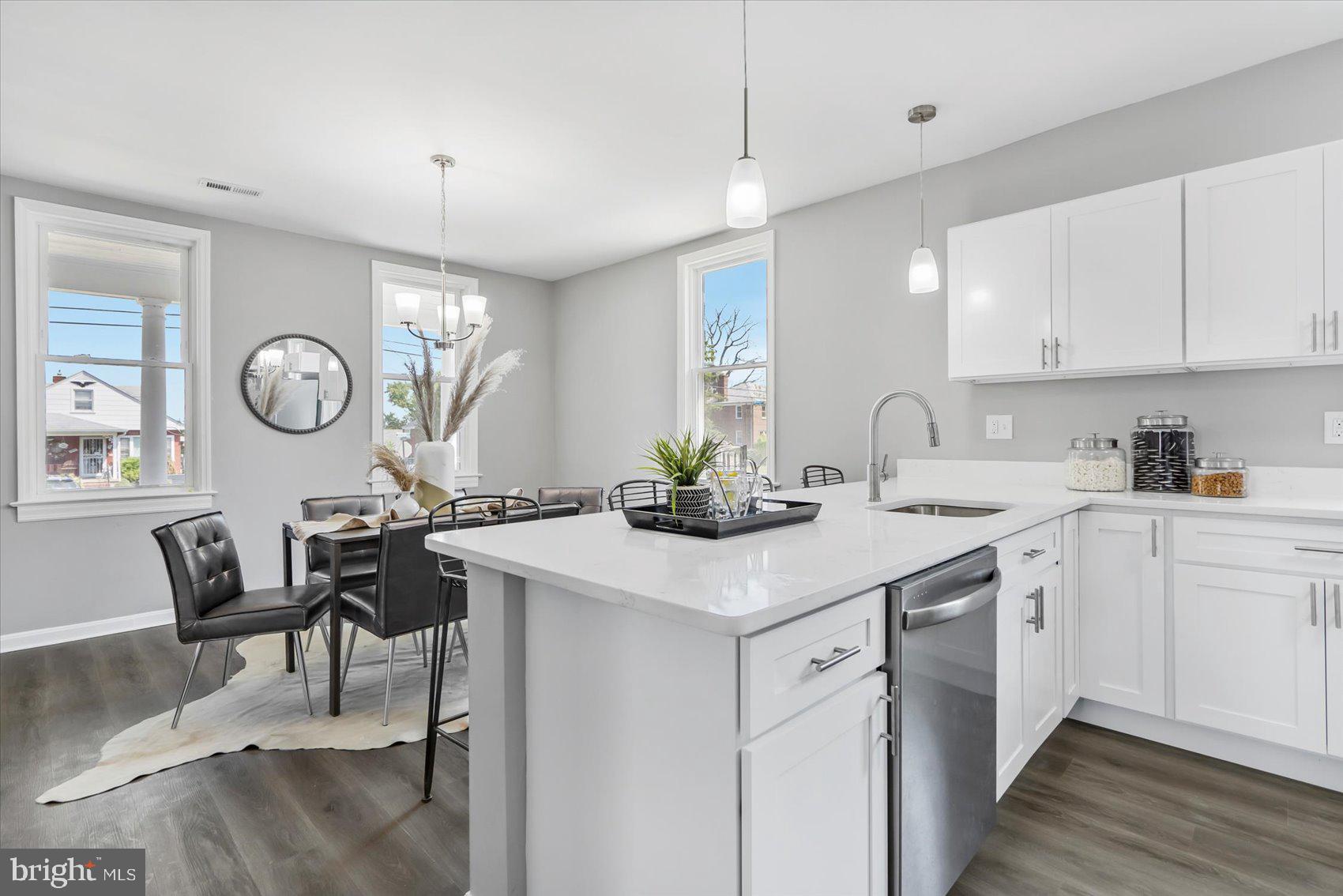 MORAVIA PARK - Residential