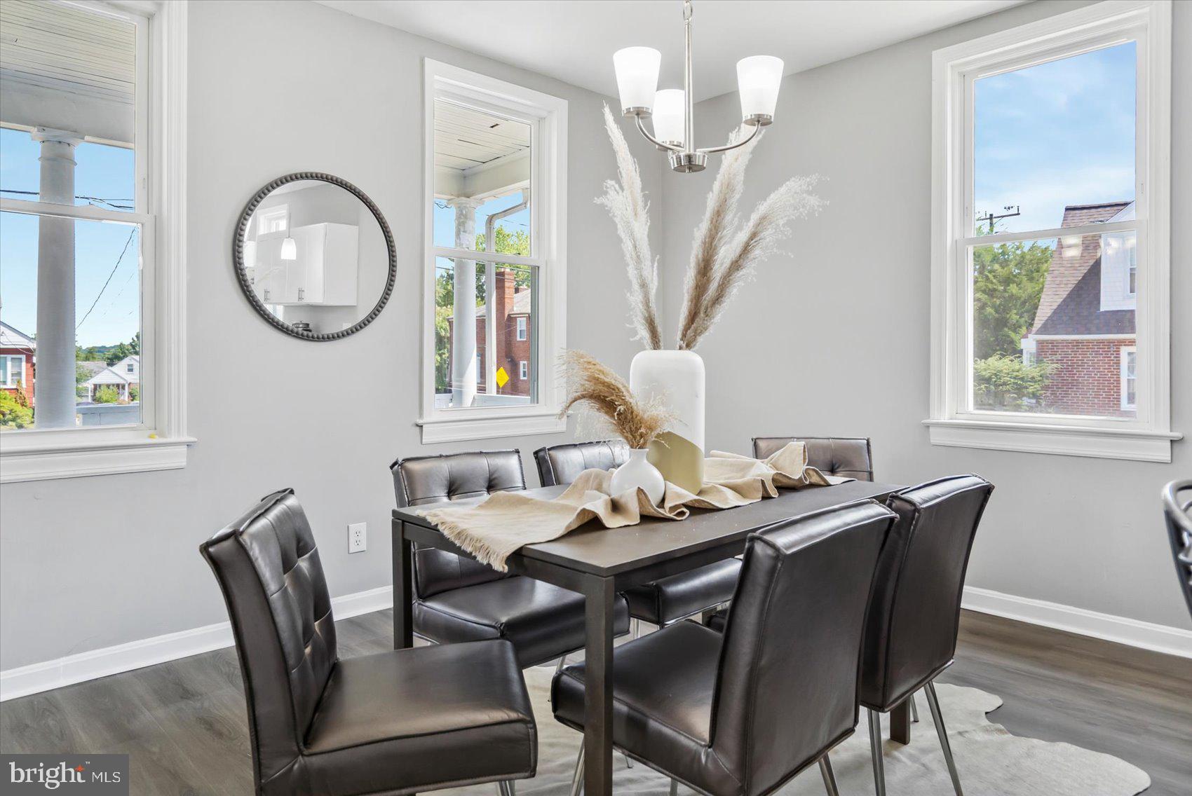 MORAVIA PARK - Residential