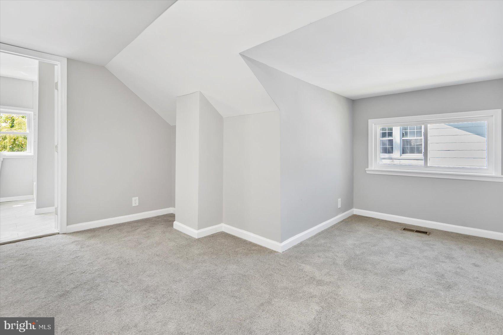 MORAVIA PARK - Residential