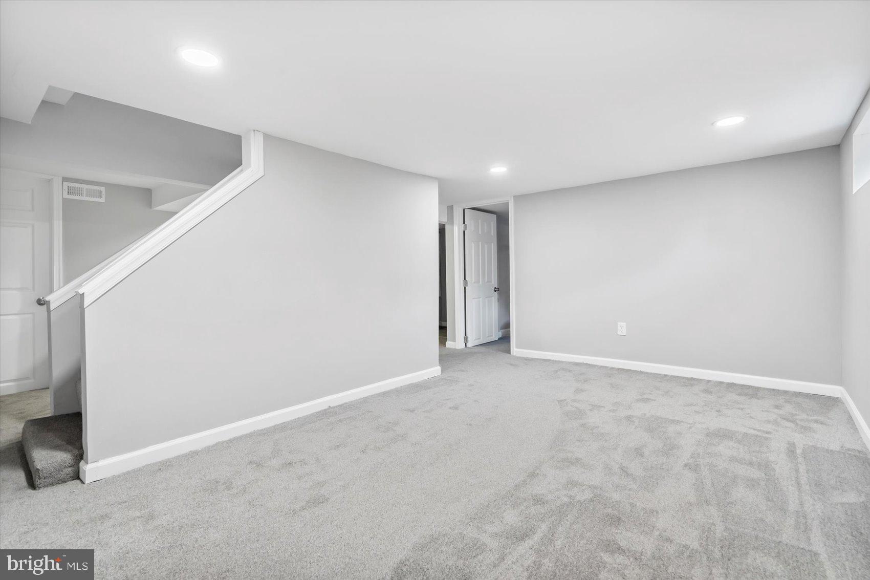 MORAVIA PARK - Residential