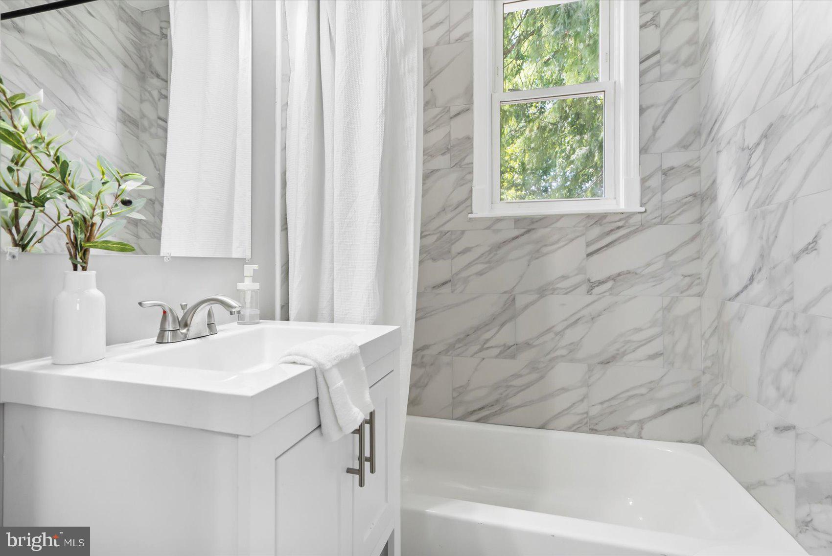 MORAVIA PARK - Residential