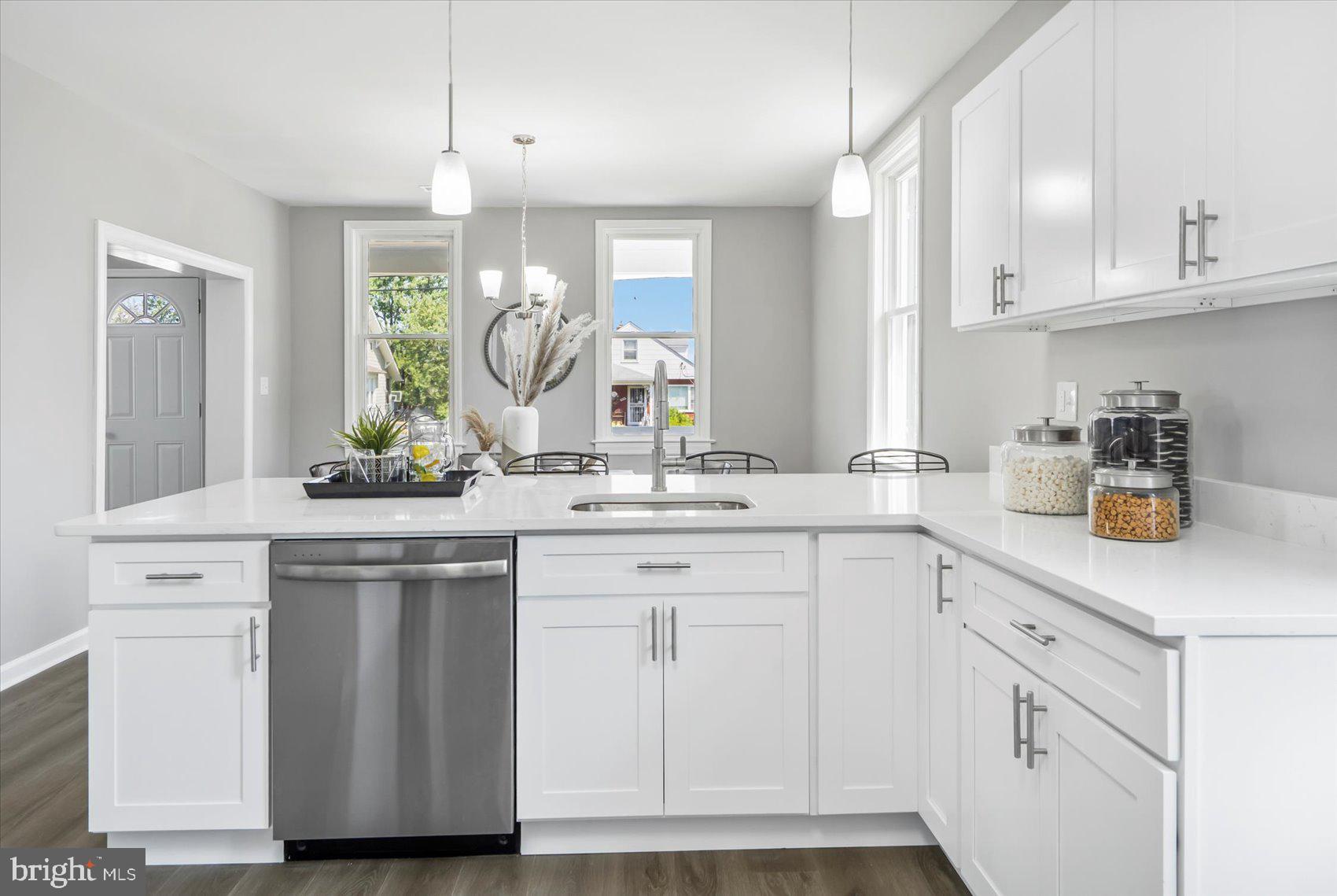 MORAVIA PARK - Residential