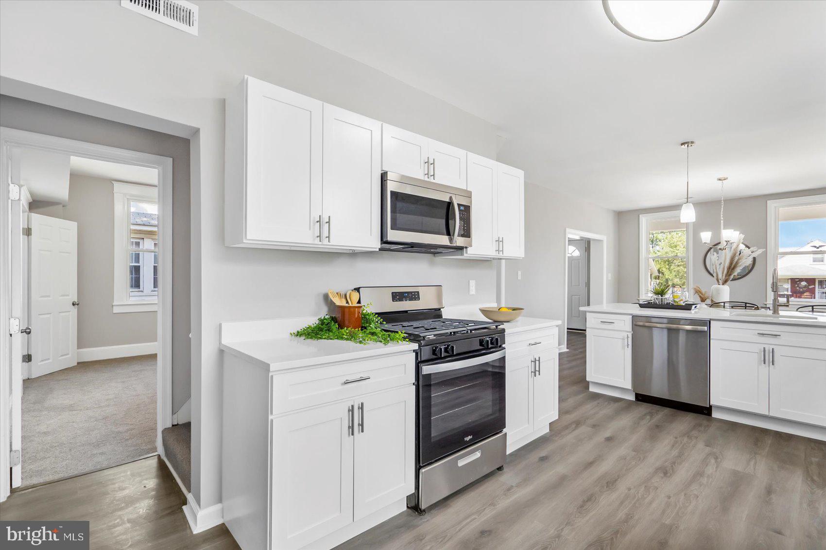 MORAVIA PARK - Residential