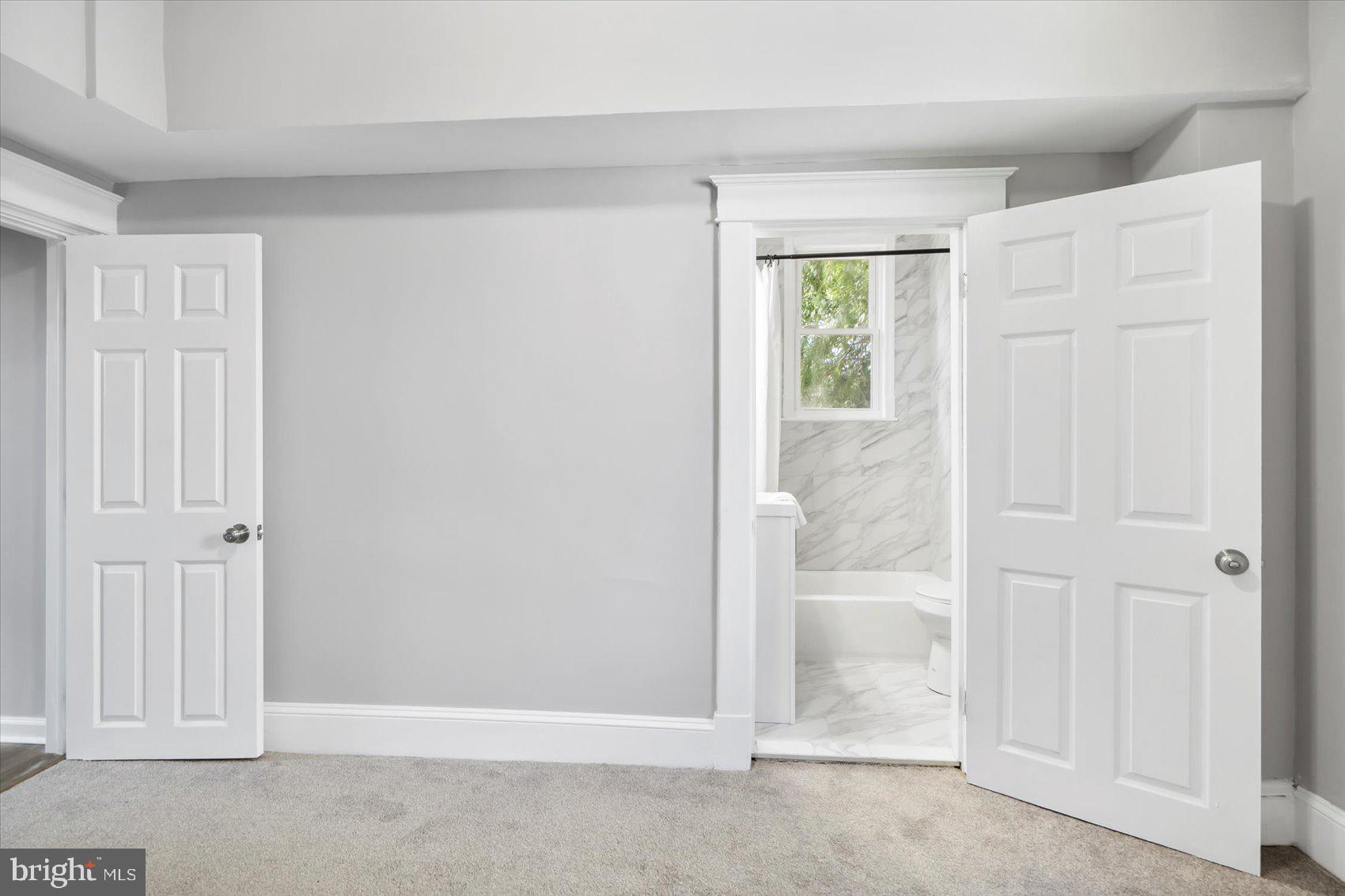 MORAVIA PARK - Residential