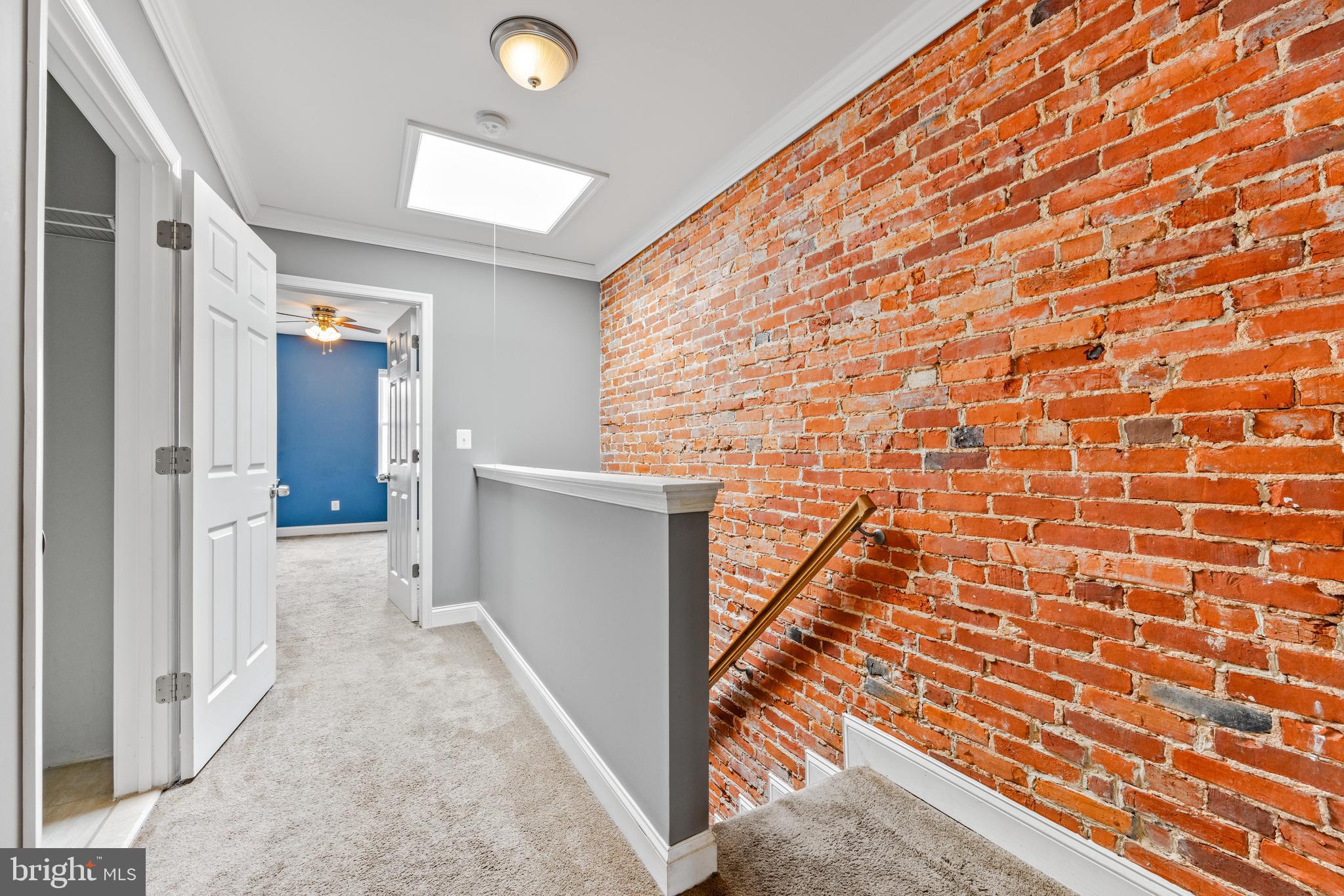 WASHINGTON VILLAGE - Residential