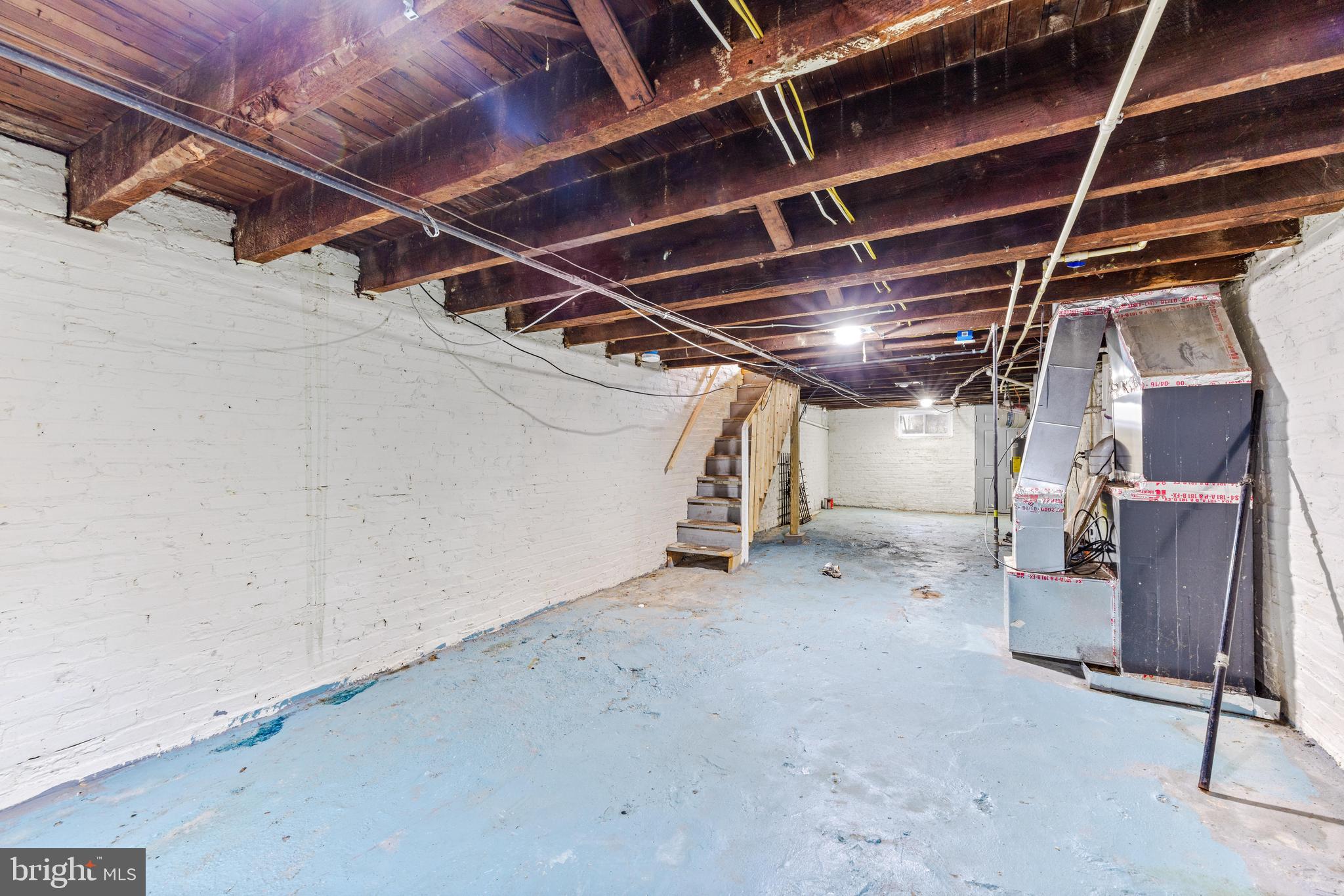 WASHINGTON VILLAGE - Residential