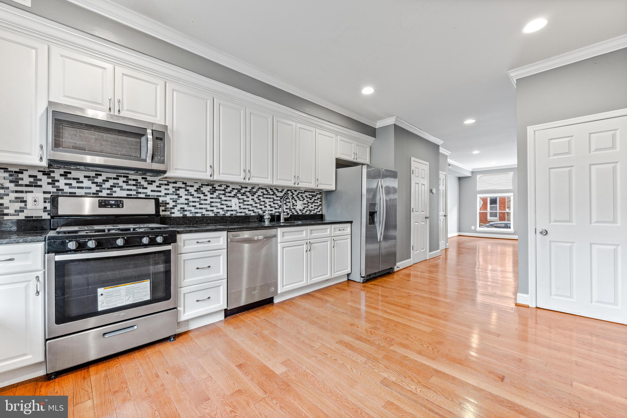 WASHINGTON VILLAGE - Residential