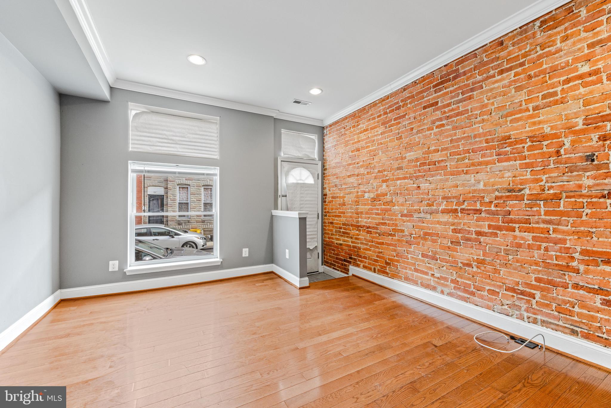 WASHINGTON VILLAGE - Residential