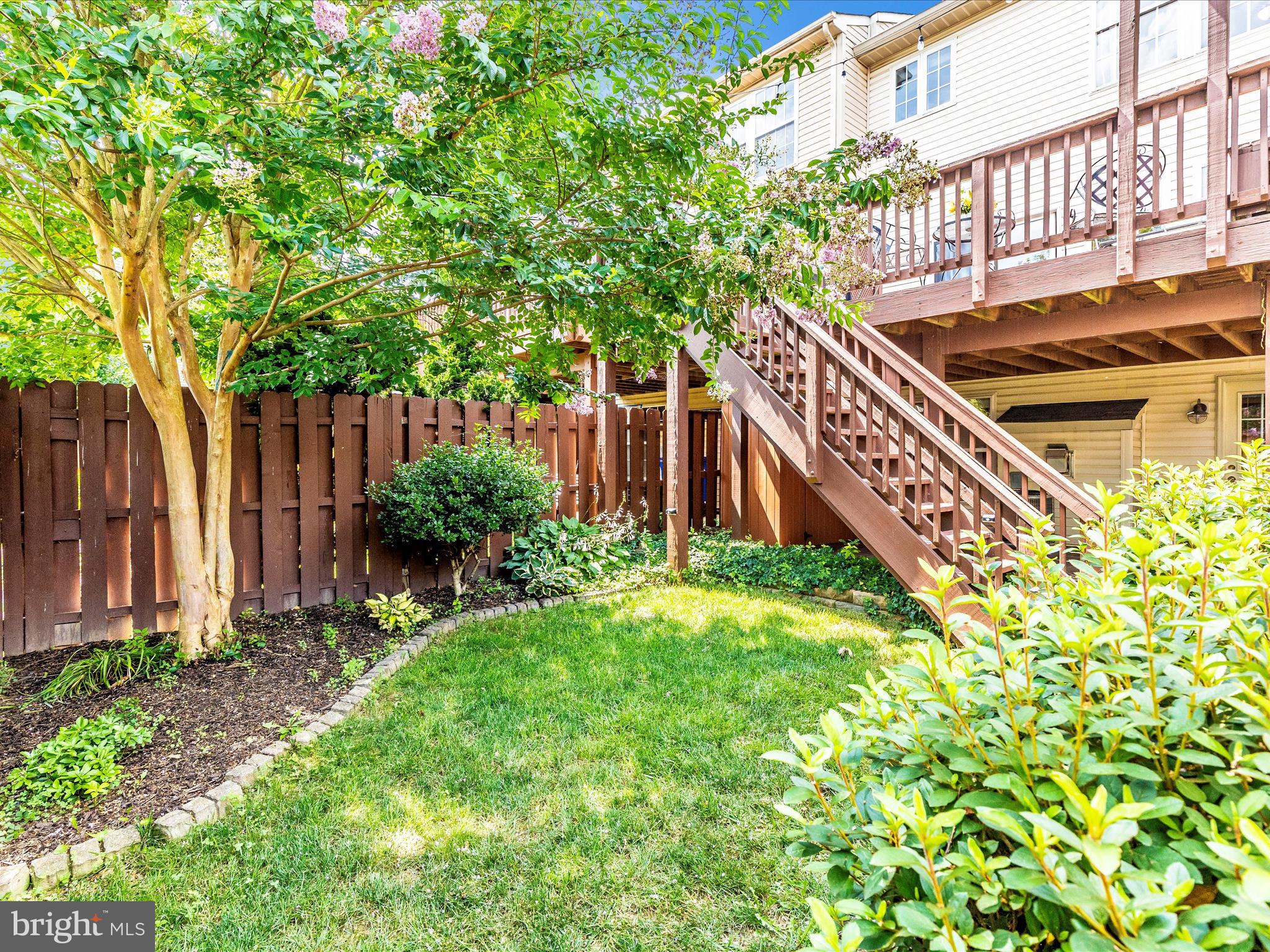 WELLINGTON TRACE - Residential