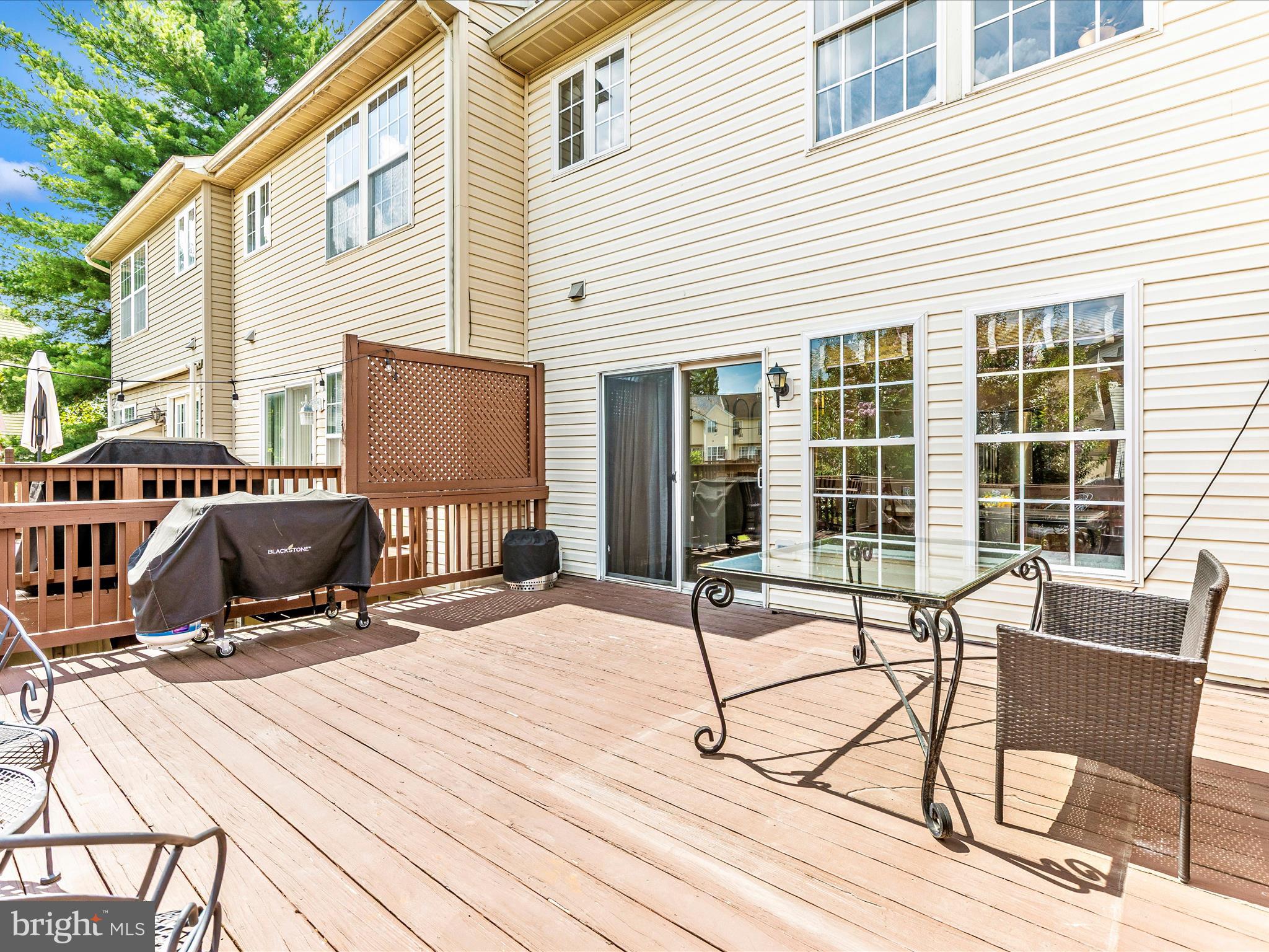 WELLINGTON TRACE - Residential