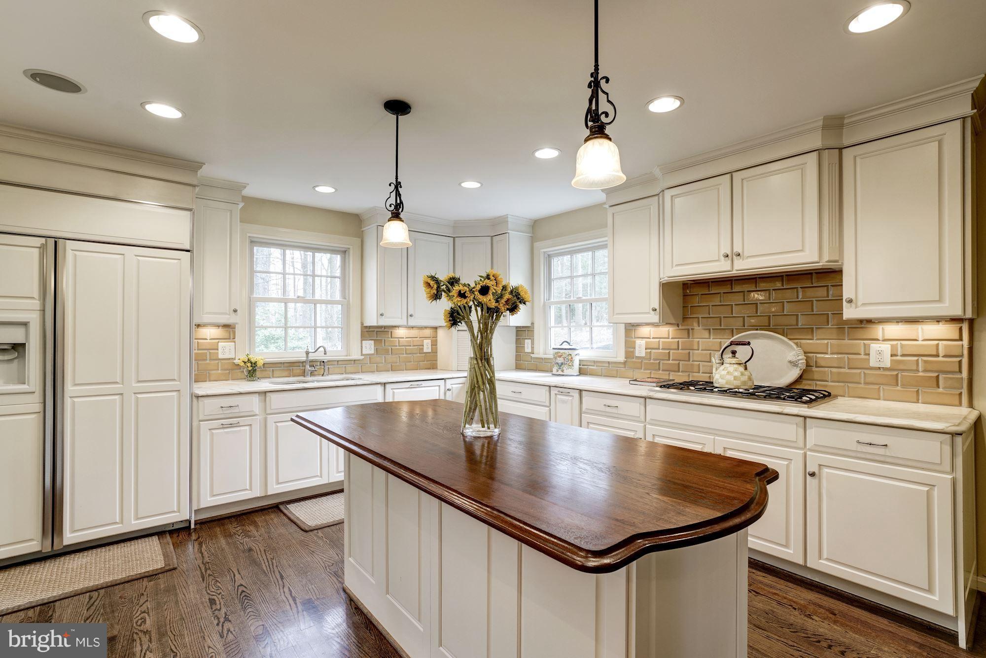 TIMBERLY - Residential