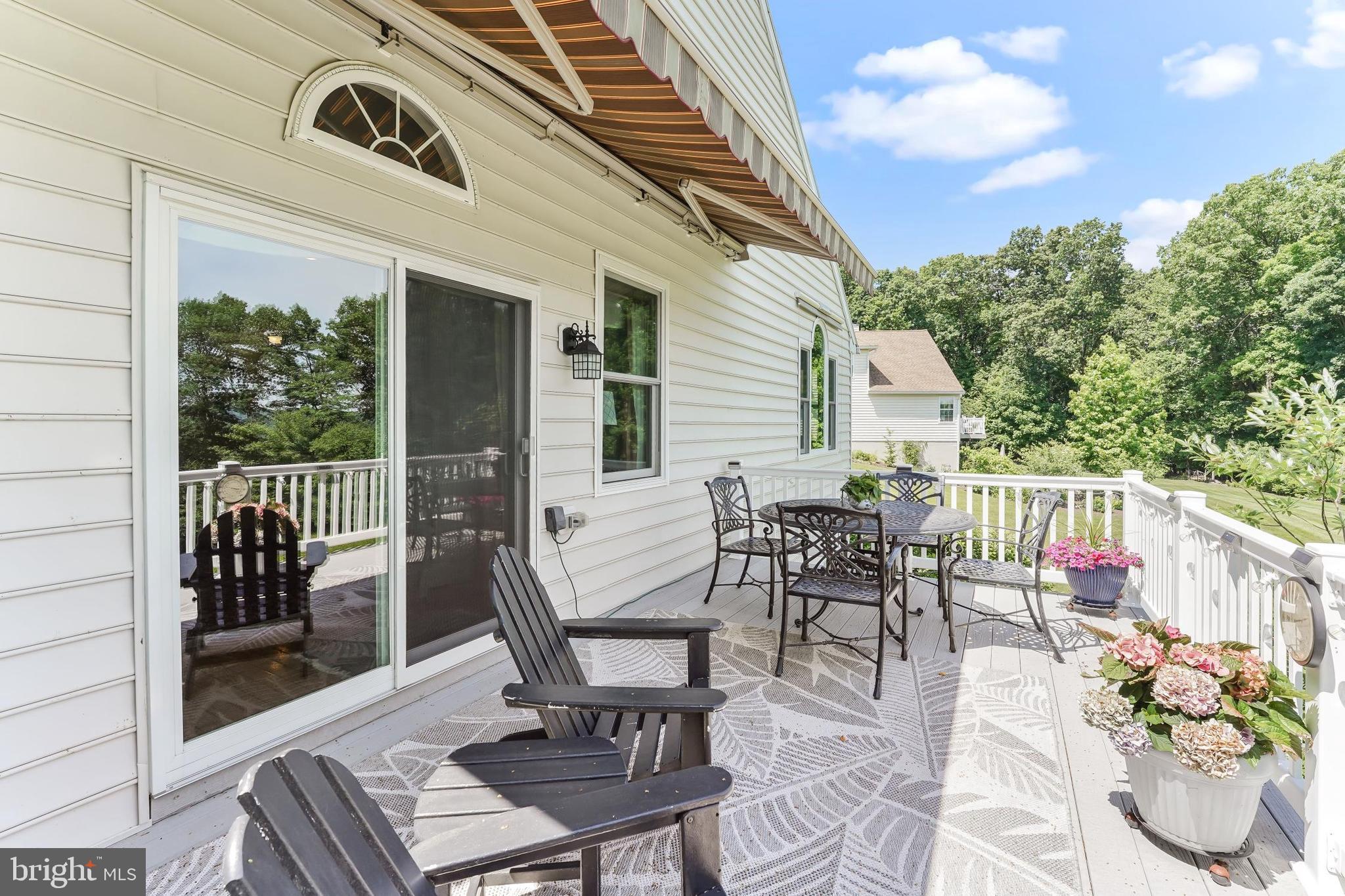 HILLVIEW - Residential