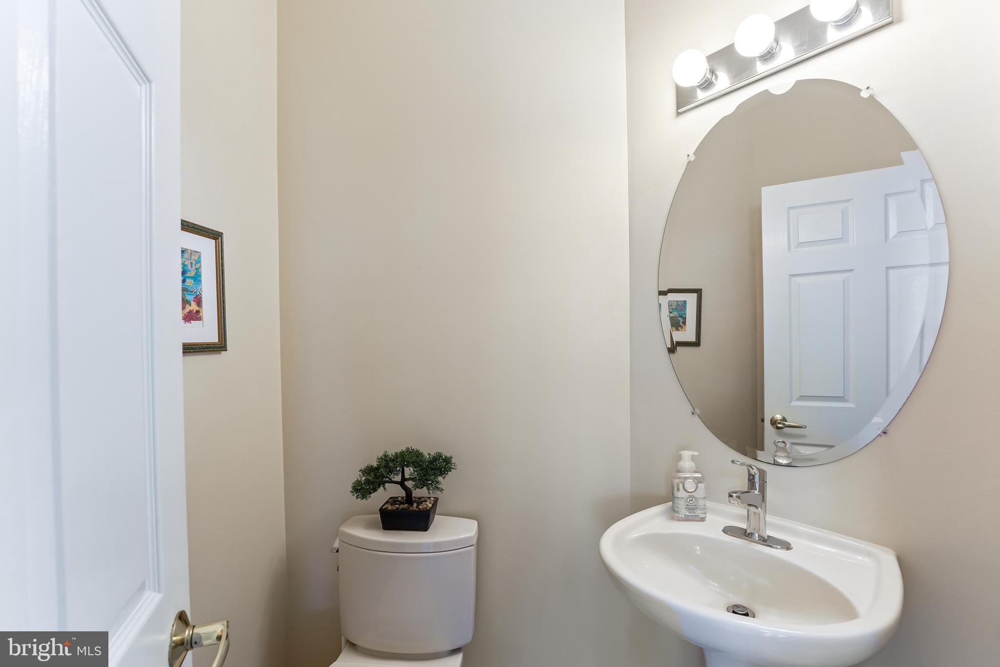 HILLVIEW - Residential