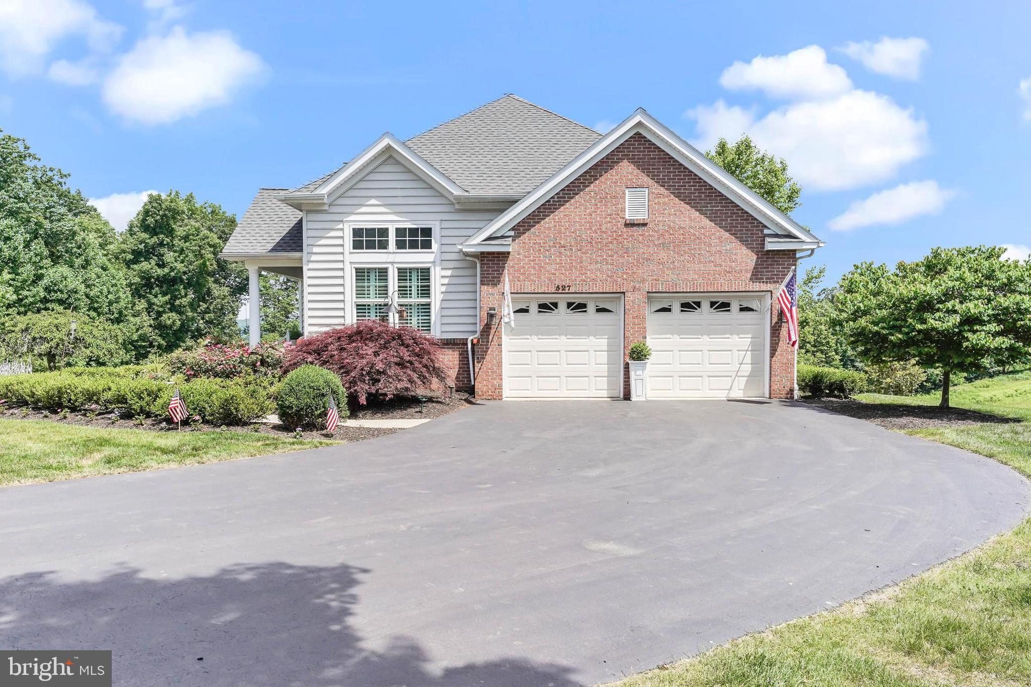 HILLVIEW - Residential