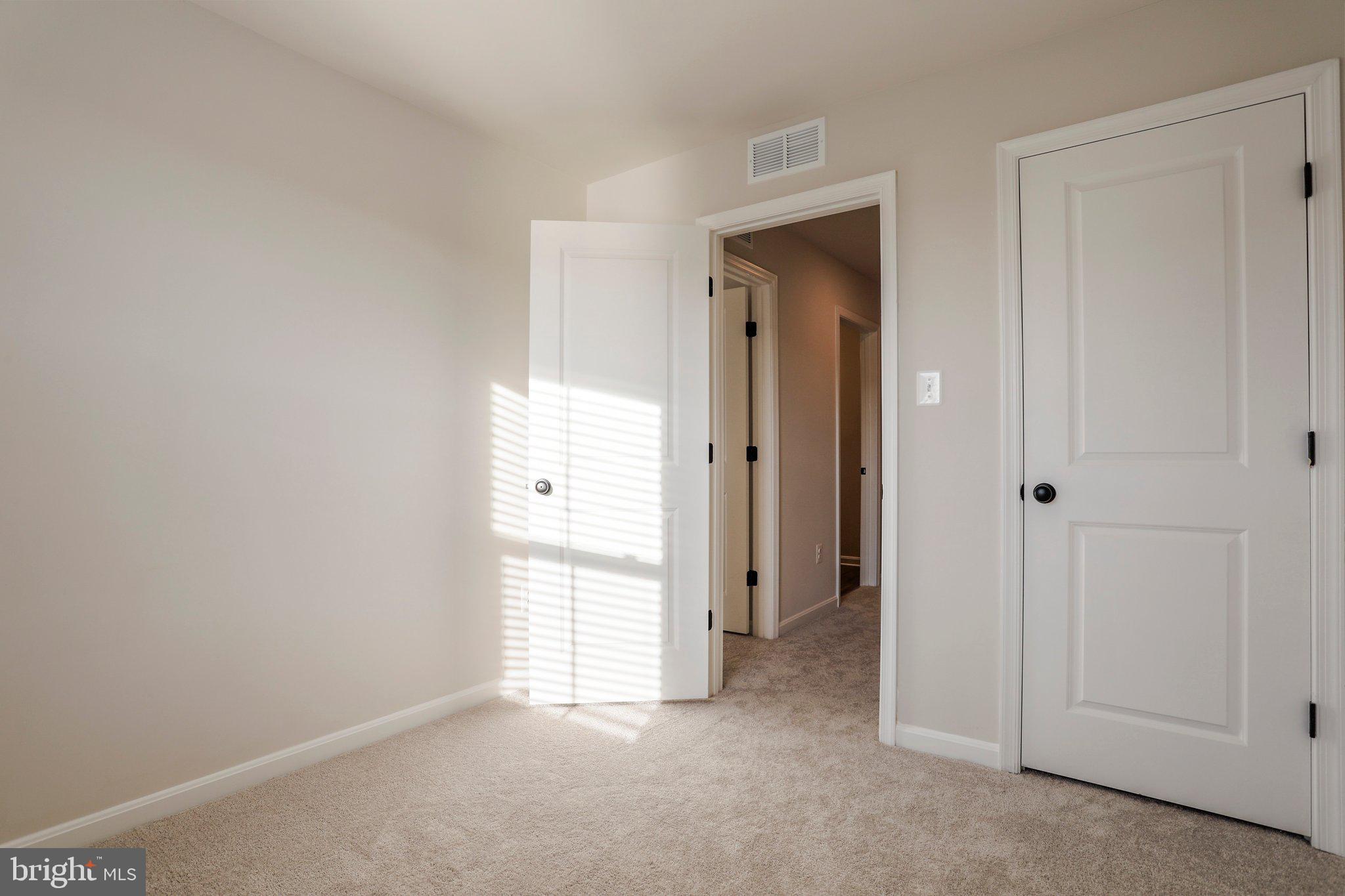 DILLON FARM - Residential Lease