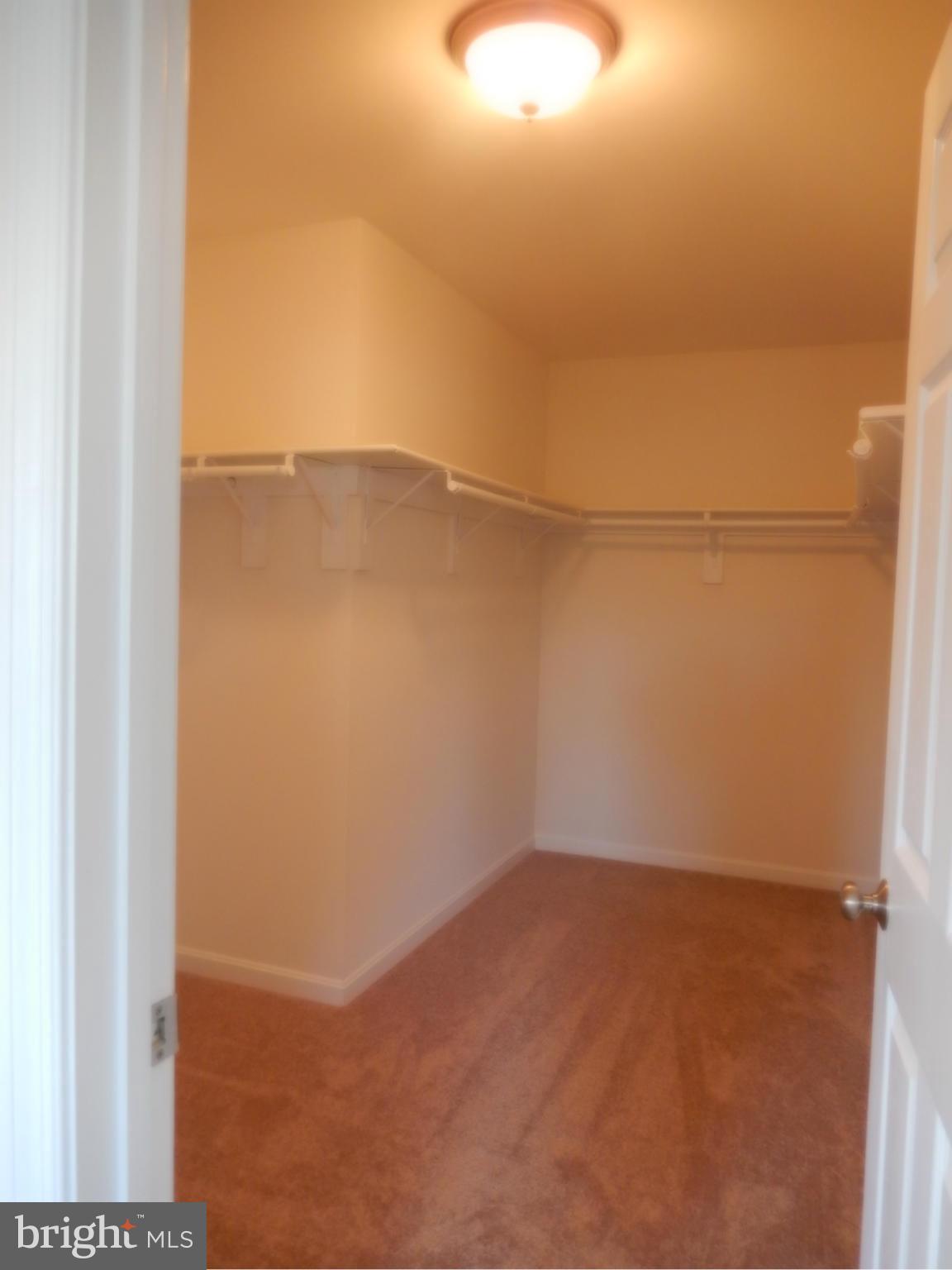 NI RIVER STATION - Residential