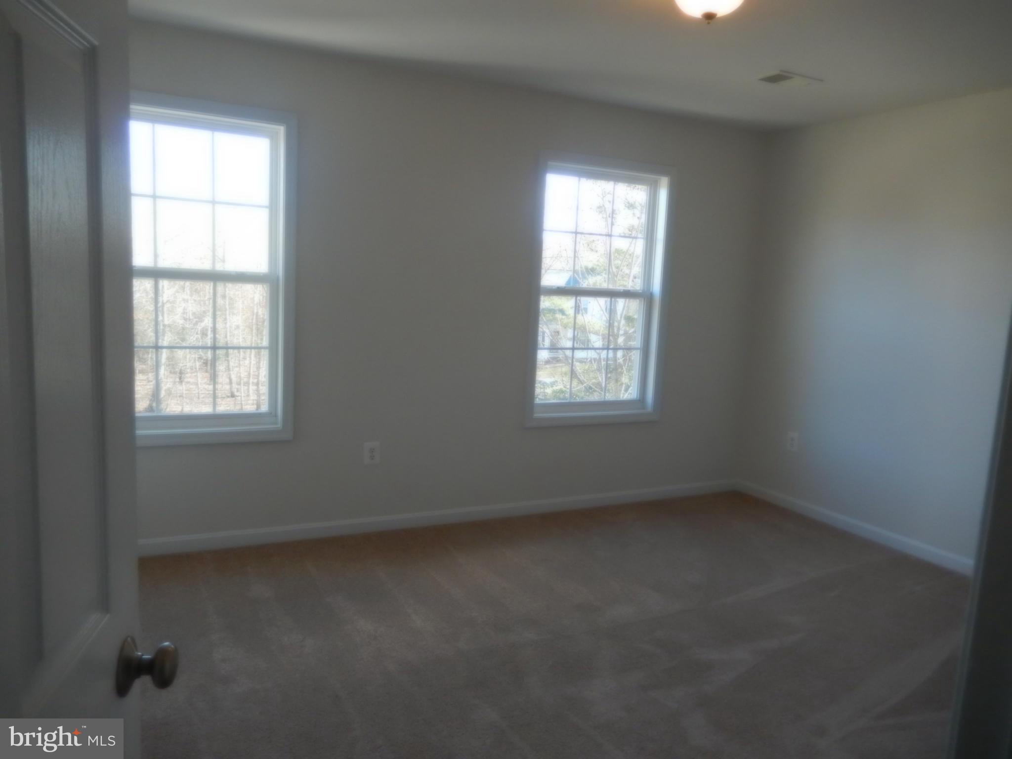 NI RIVER STATION - Residential