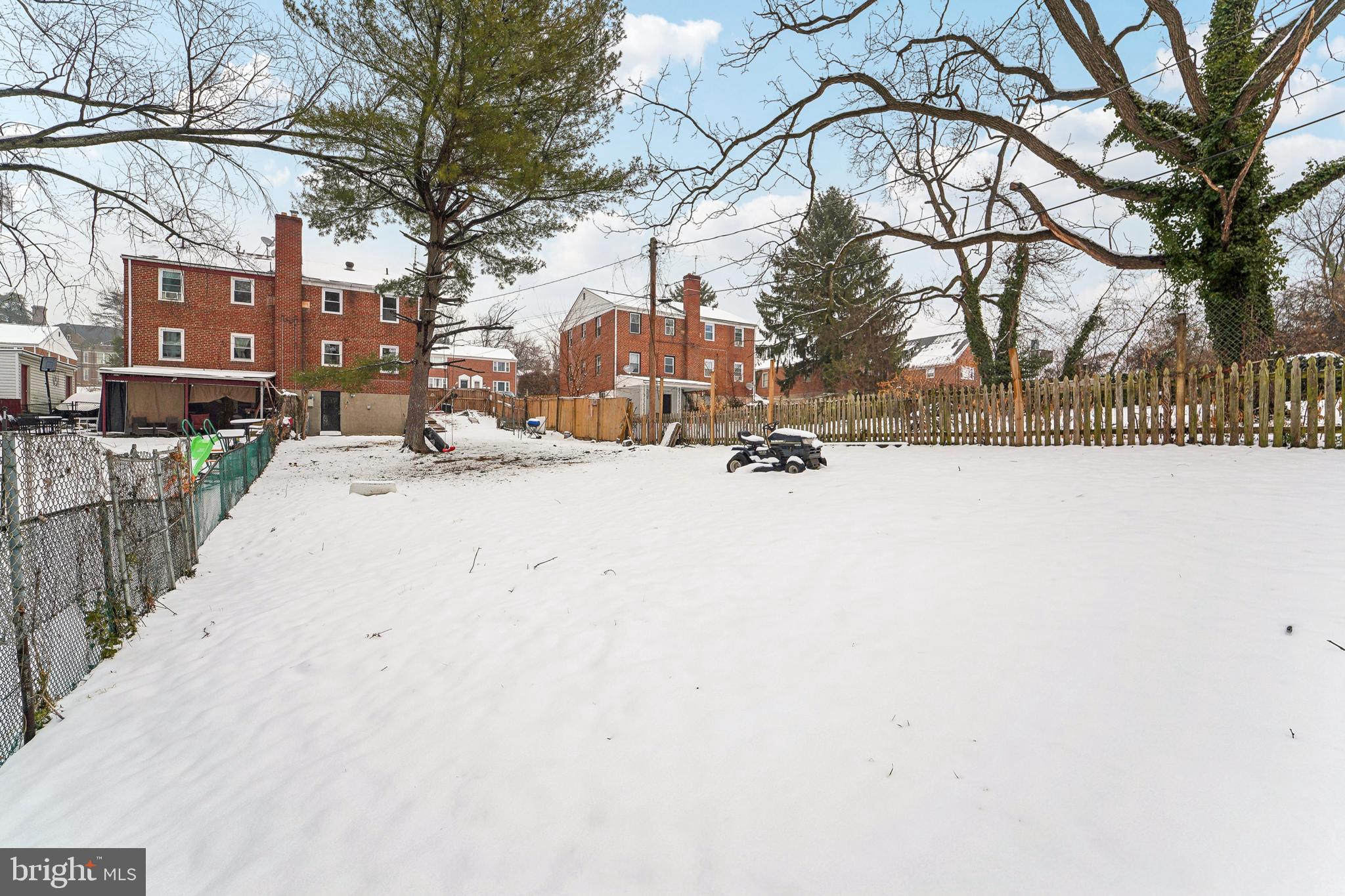 LAURAVILLE HISTORIC DISTRICT - Residential