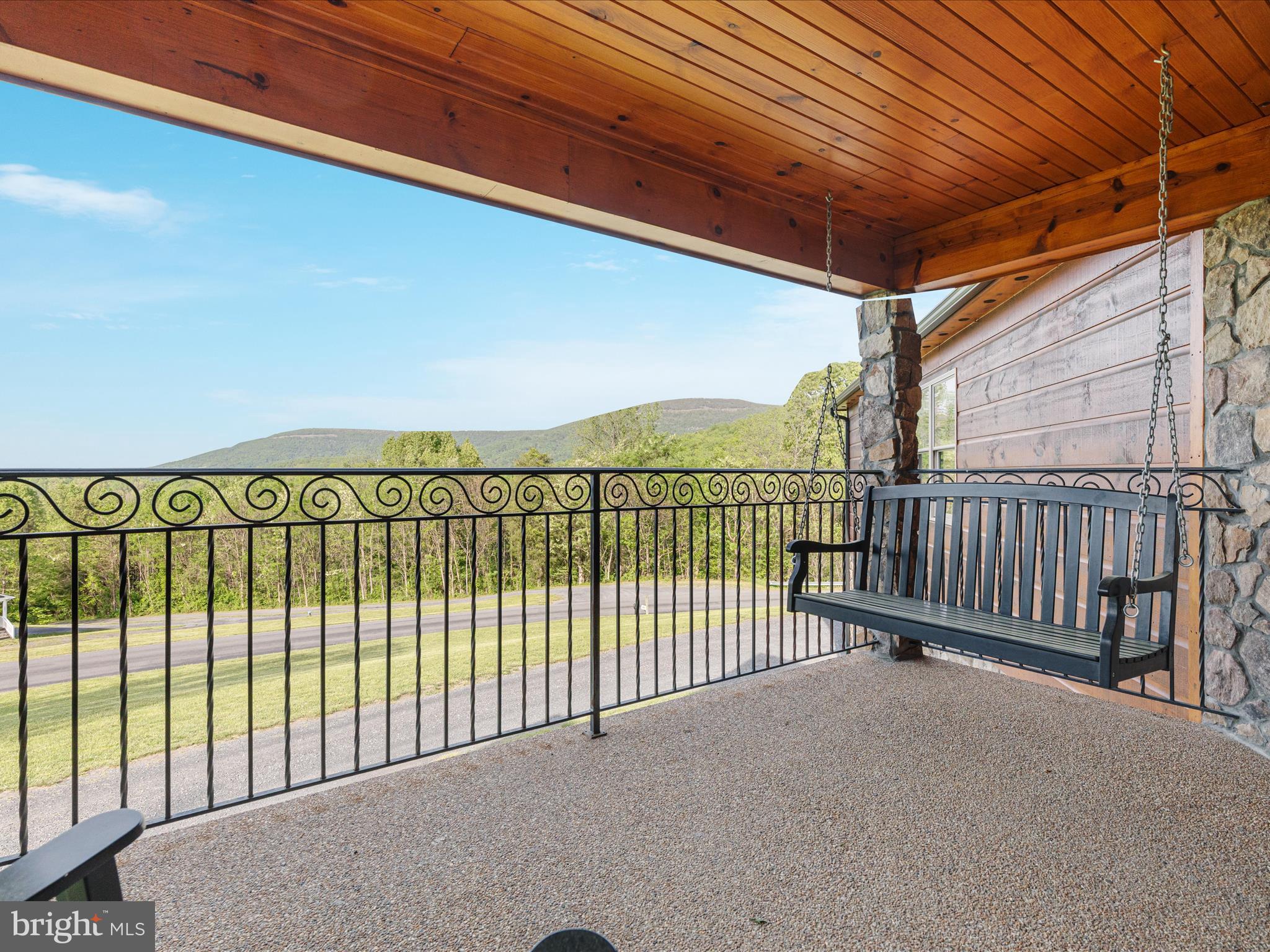 1996 BUCK MOUNTAIN ROAD