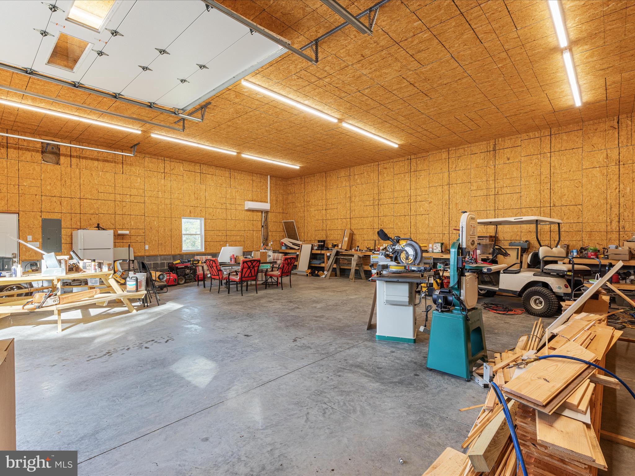 CHRISTOPHER WOODS - Residential