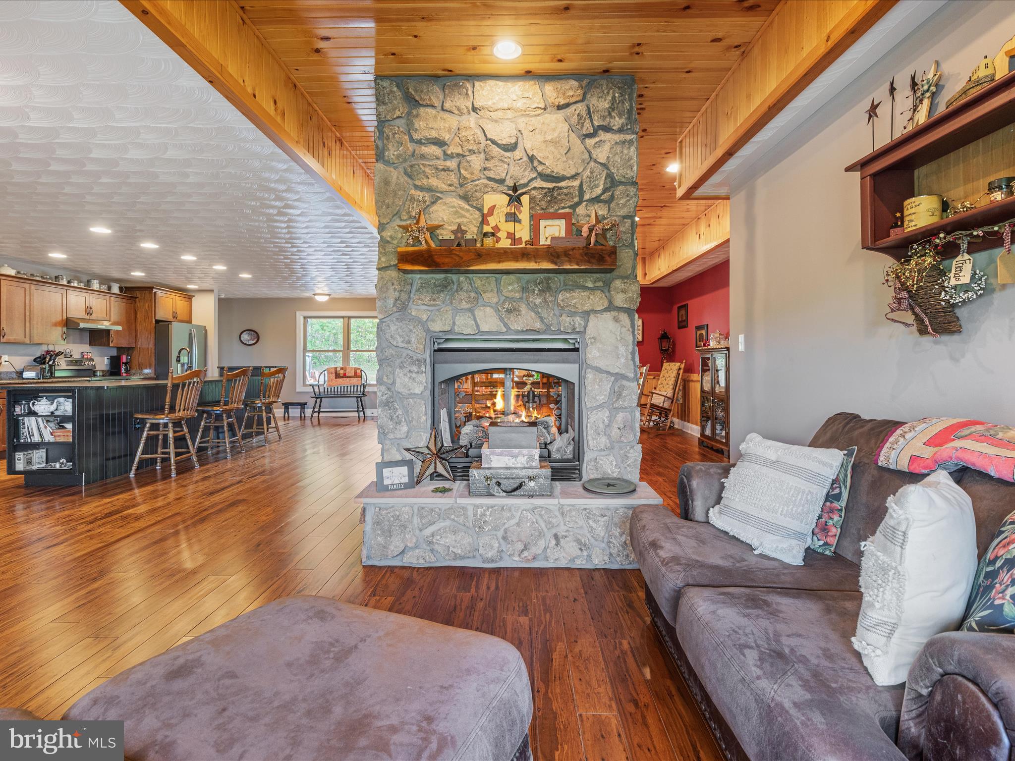 1996 BUCK MOUNTAIN ROAD