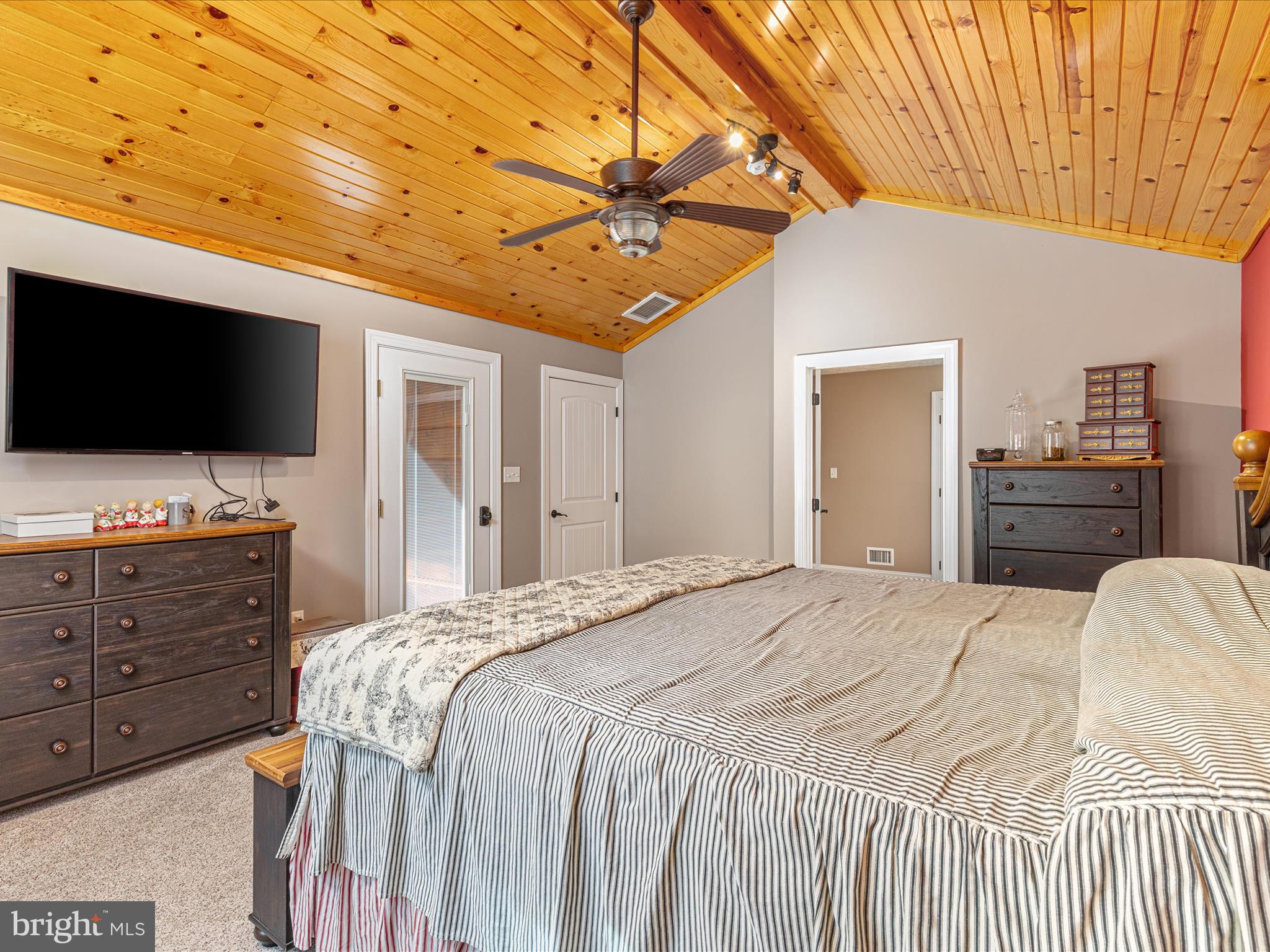 CHRISTOPHER WOODS - Residential